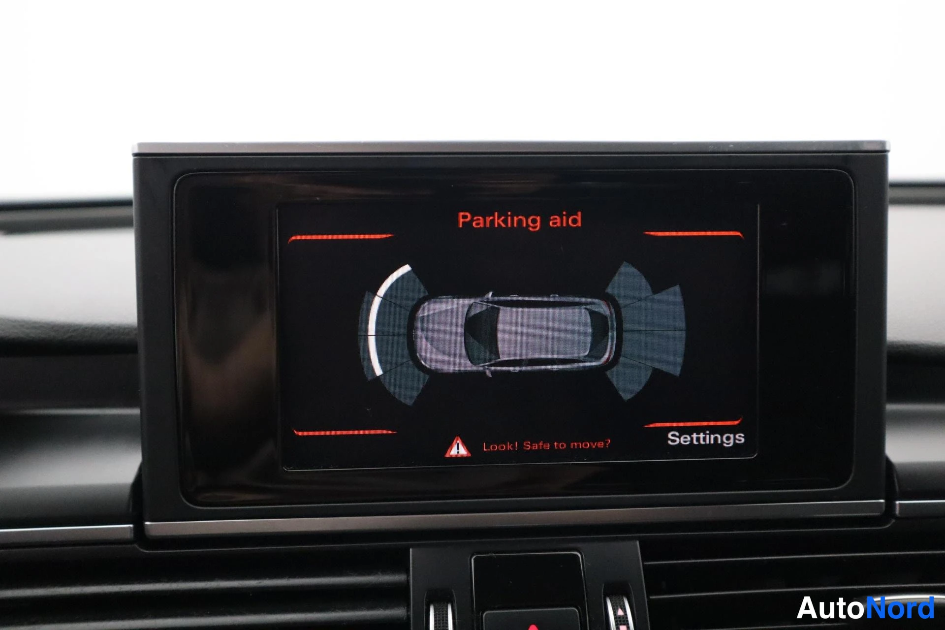 Sininen Audi A6 2015, kuva 18