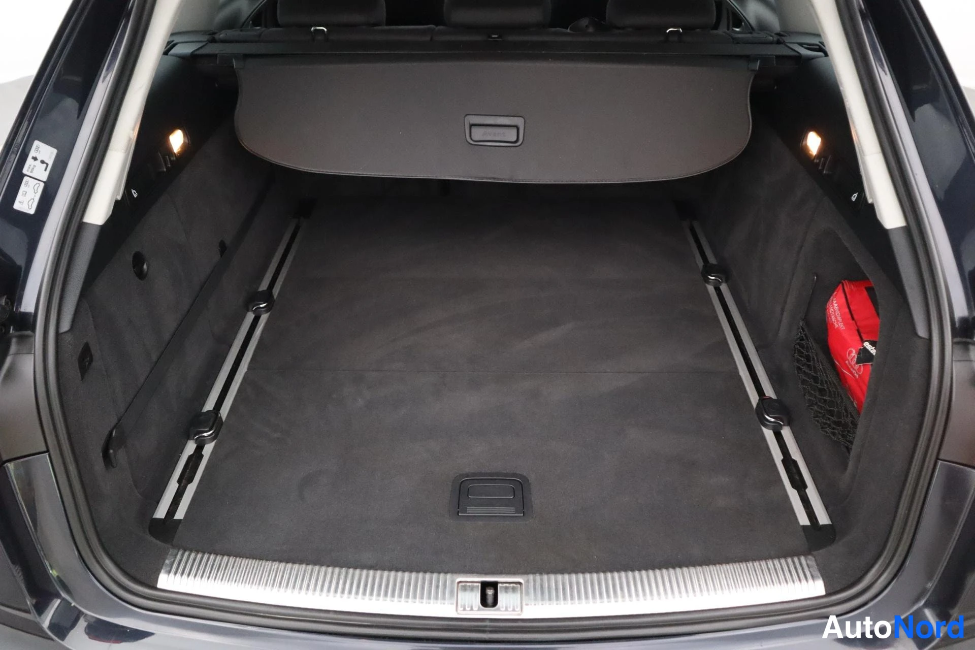 Sininen Audi A6 2015, kuva 22