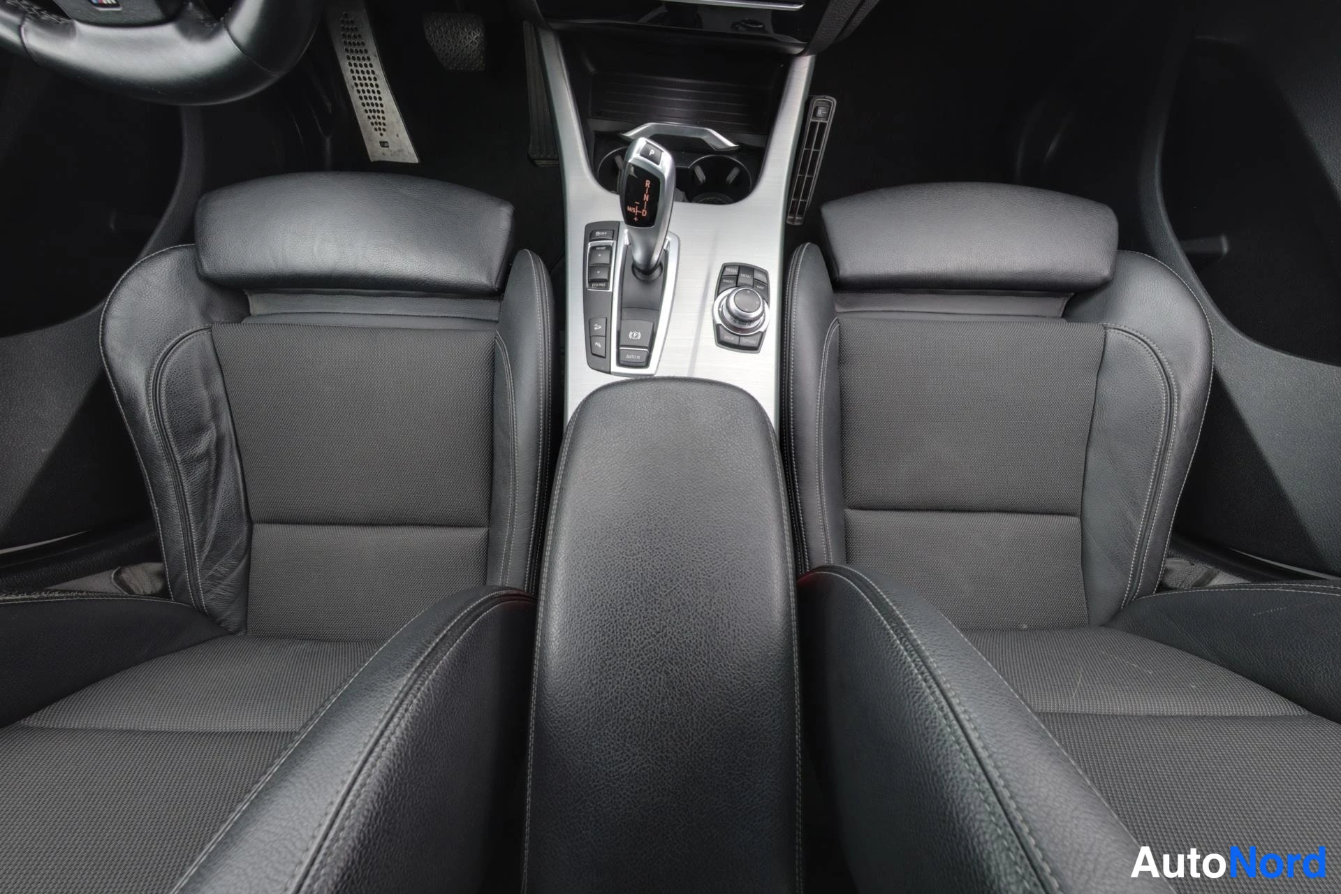 Valkoinen BMW X4 2014, kuva 15