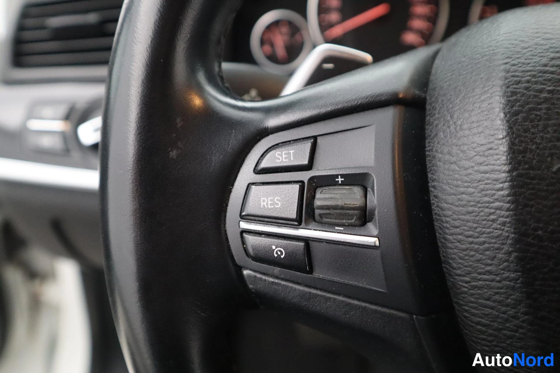 Valkoinen BMW X4 2014, kuva 18