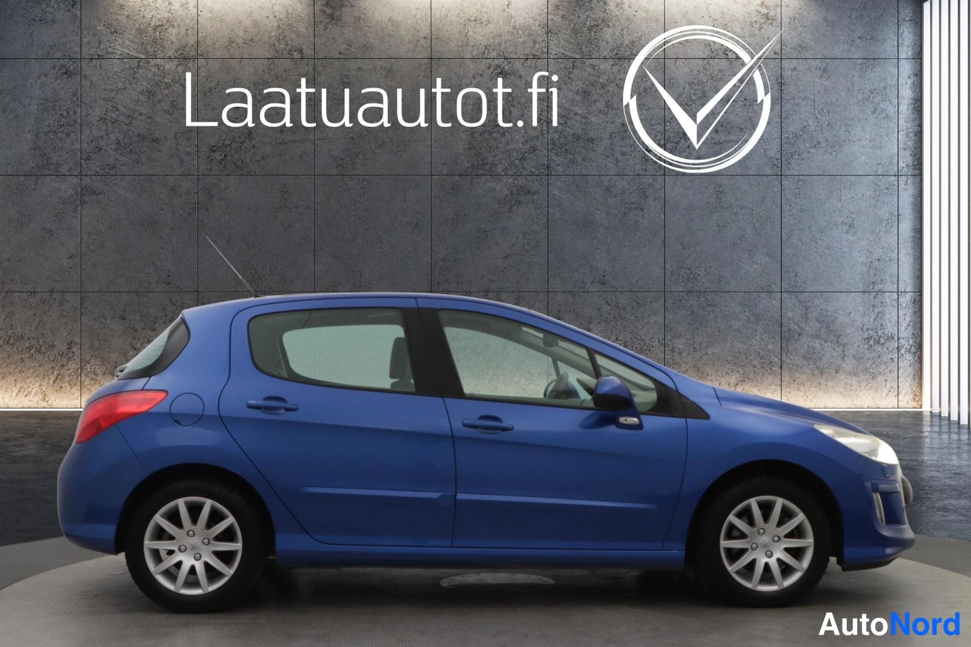 Sininen Peugeot 308 2010, kuva 22