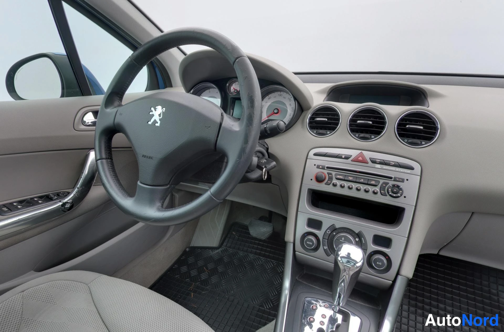 Sininen Peugeot 308 2010, kuva 7