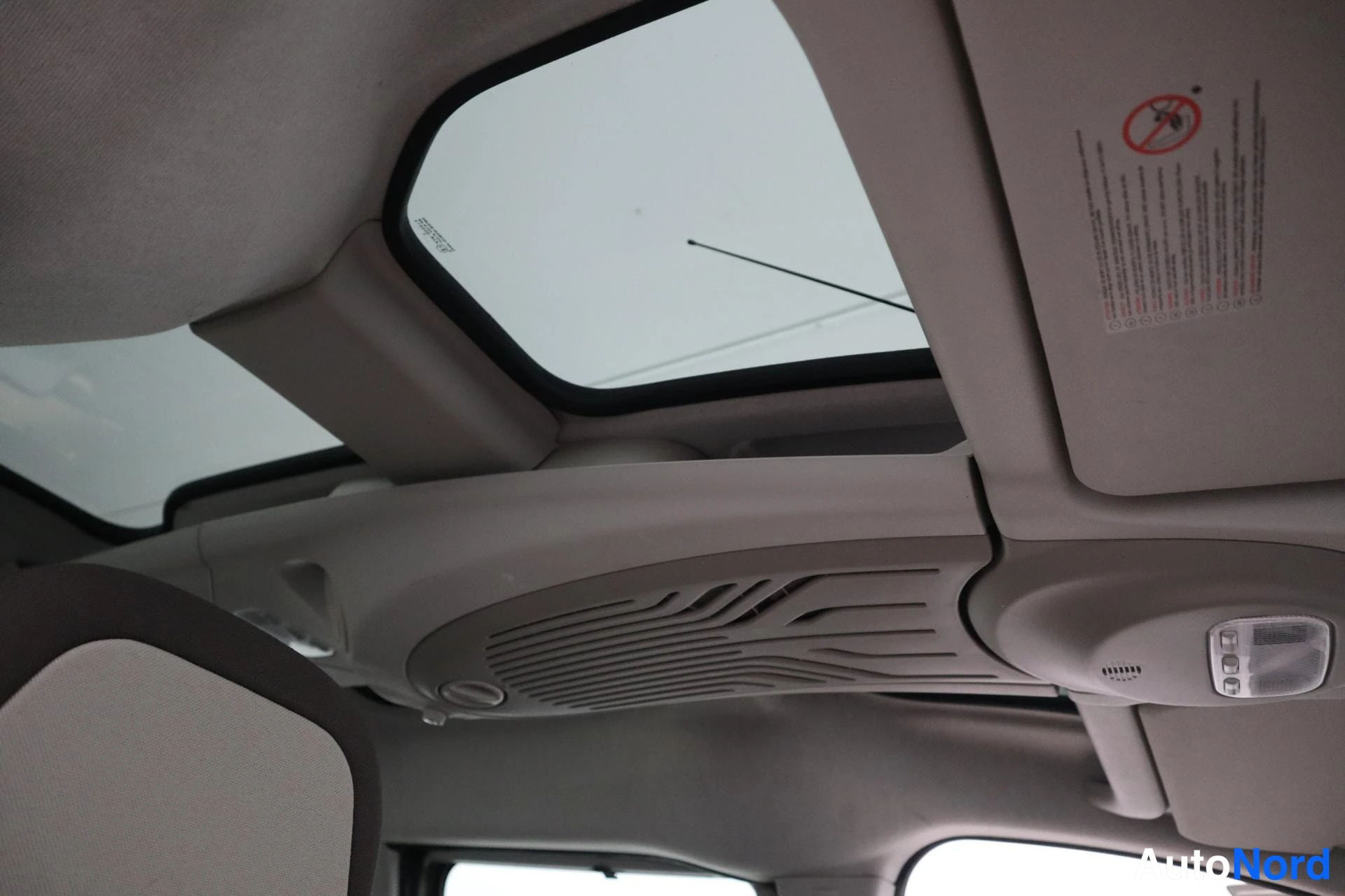 Harmaa Citroen Berlingo 2014, kuva 20