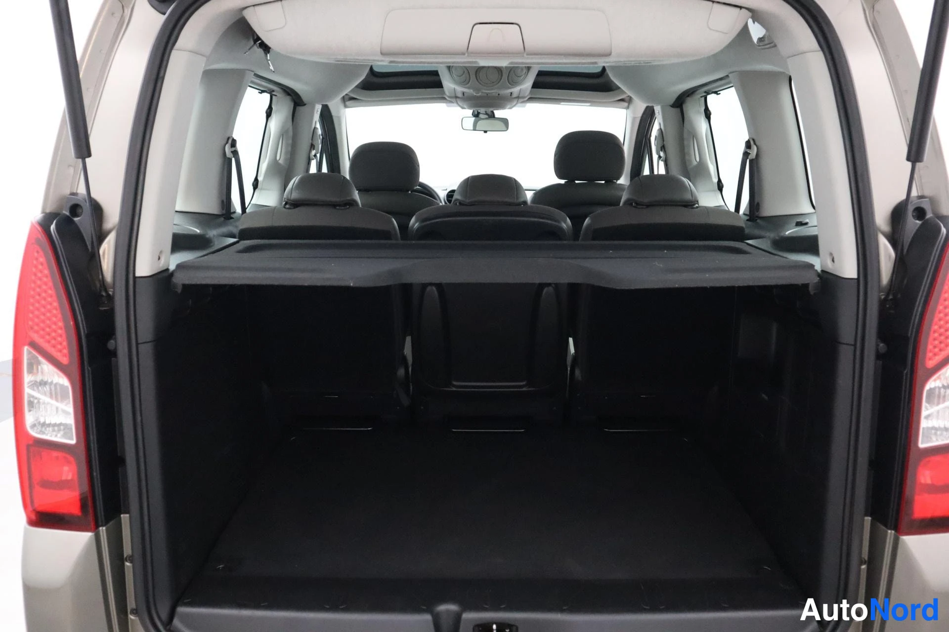 Harmaa Citroen Berlingo 2014, takaa, kuva 7
