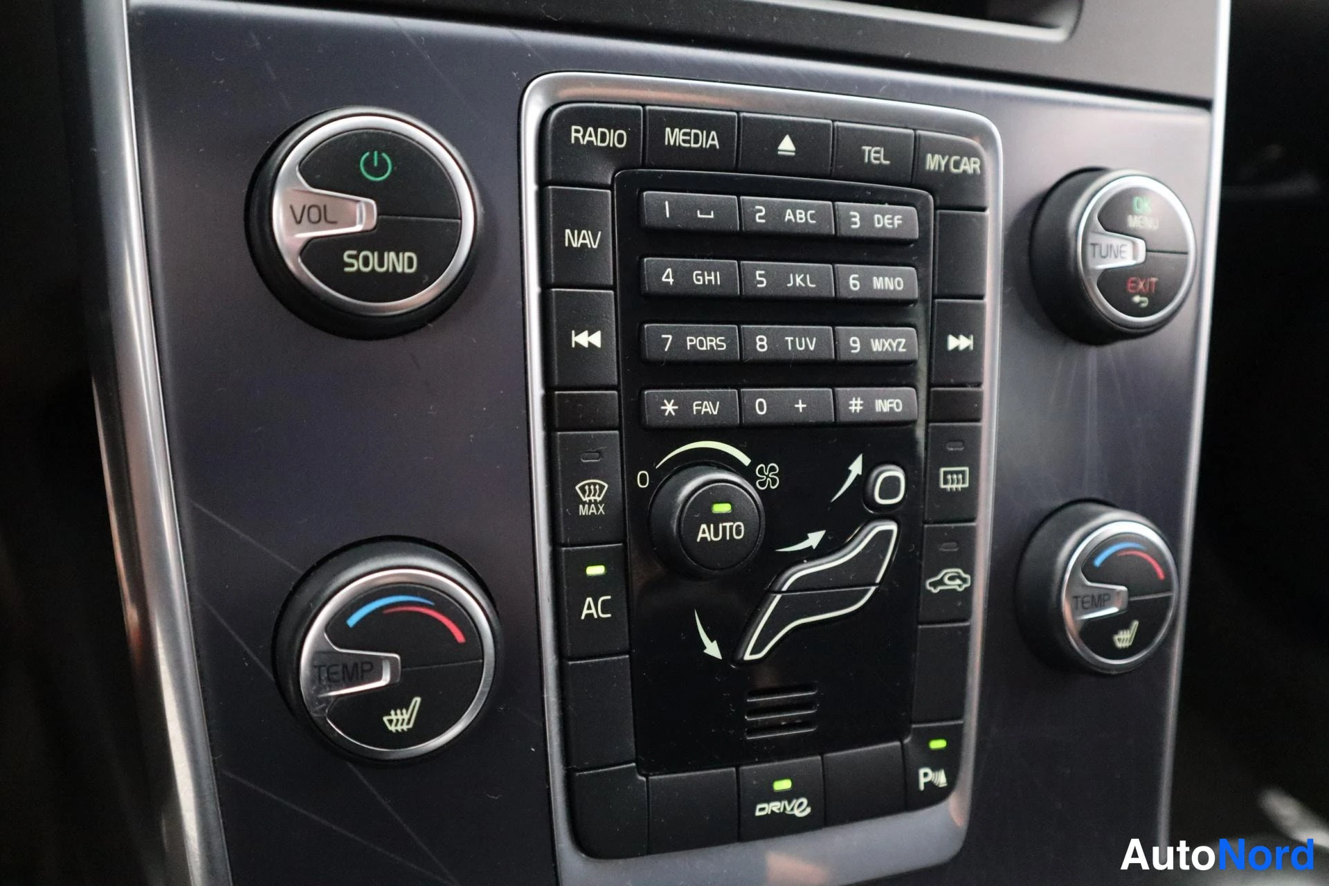 Hopea Volvo V60 2012, kuva 21