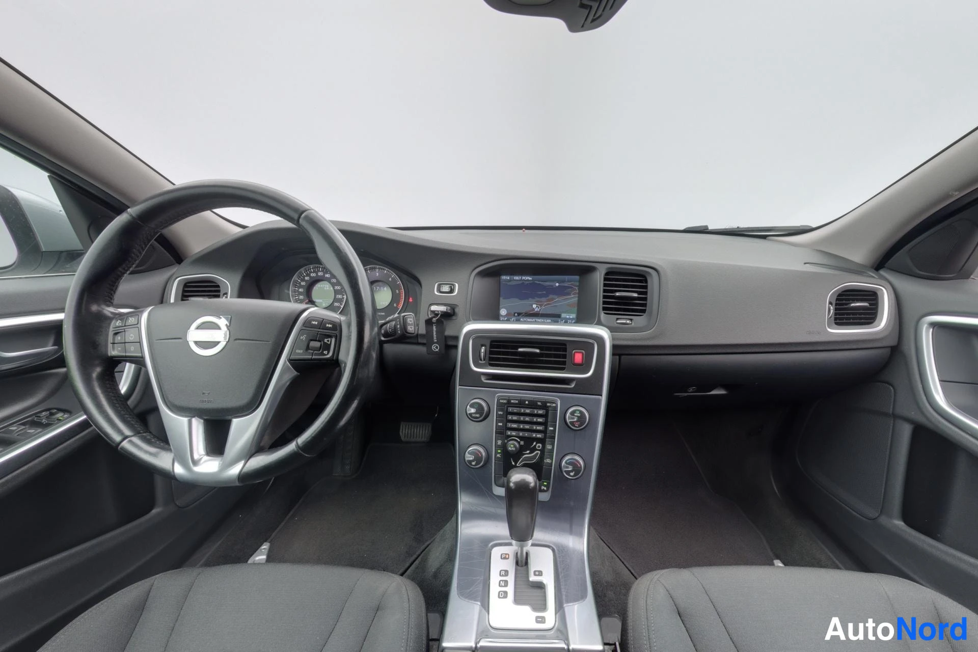 Hopea Volvo V60 2012, kuva 9