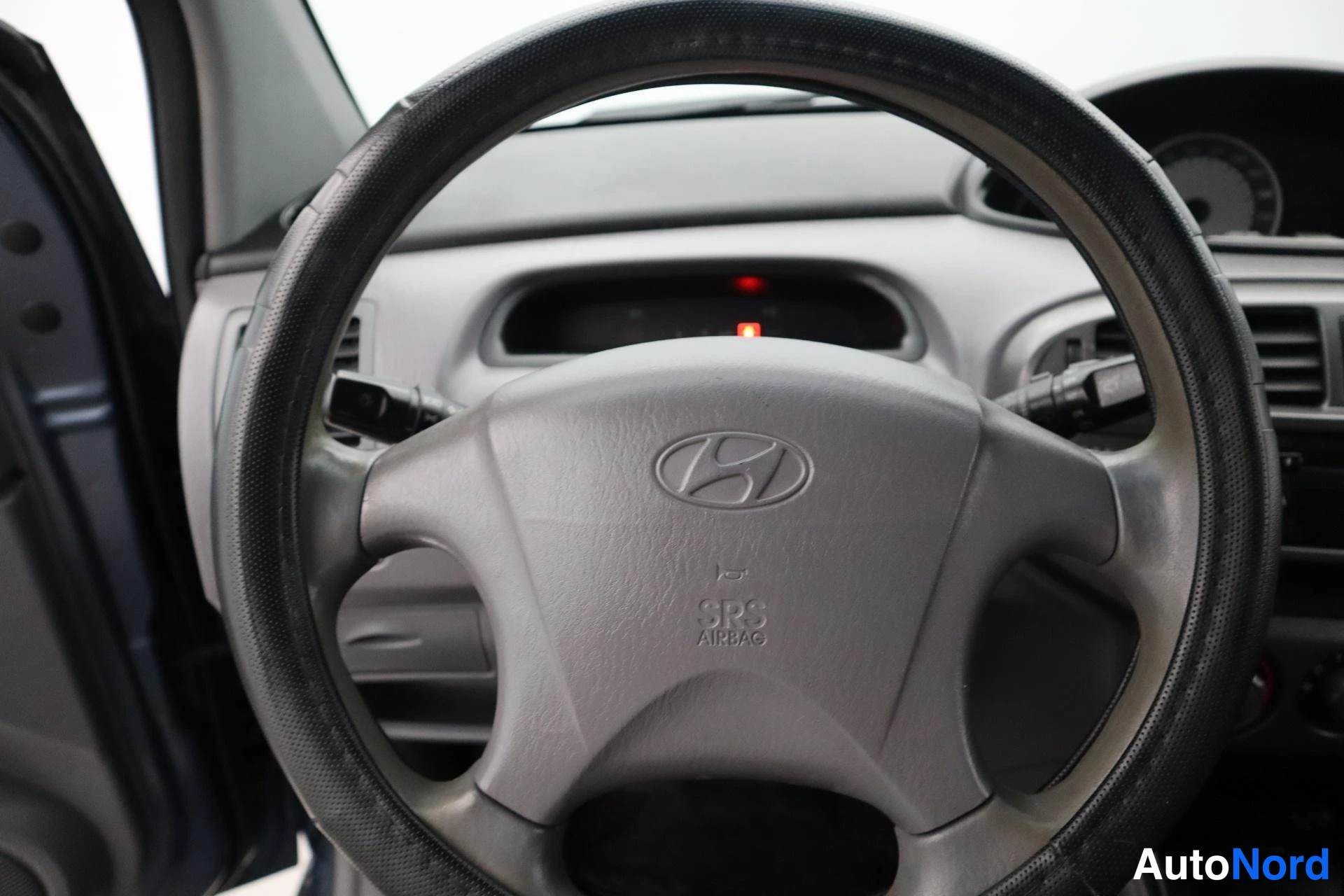 Sininen Hyundai Matrix 2005, kuva 16