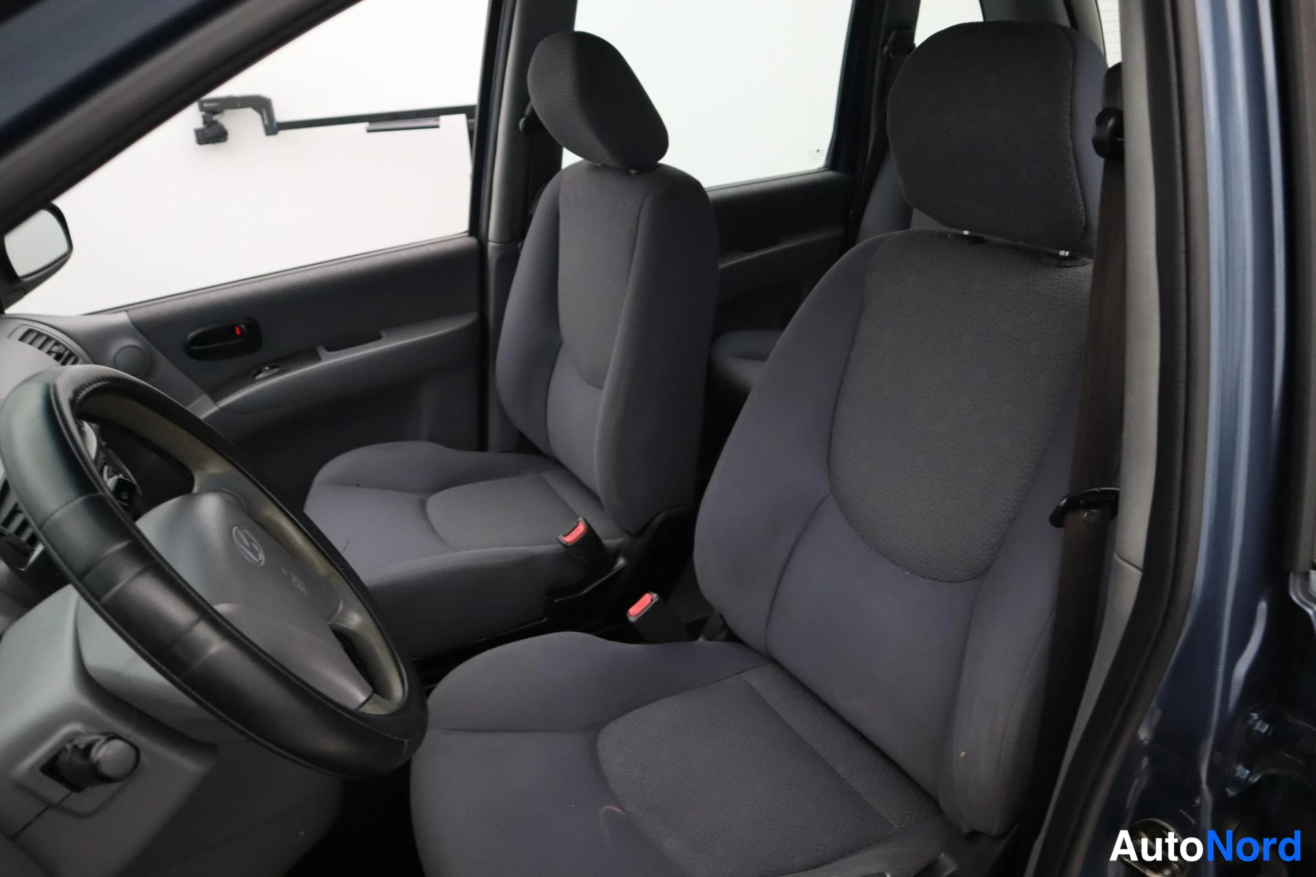 Sininen Hyundai Matrix 2005, kuva 10