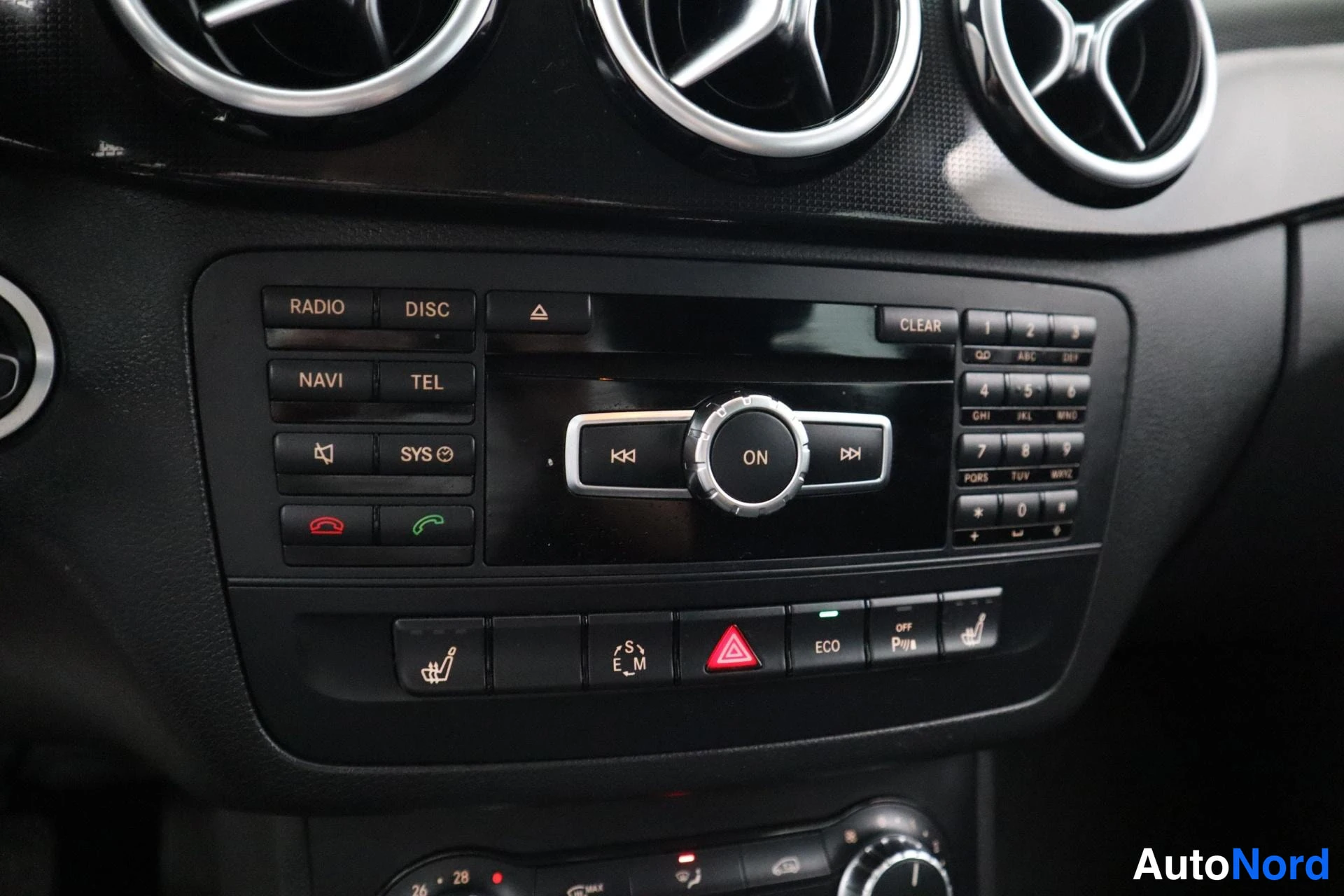 Harmaa Mercedes-Benz B 2012, kuva 27