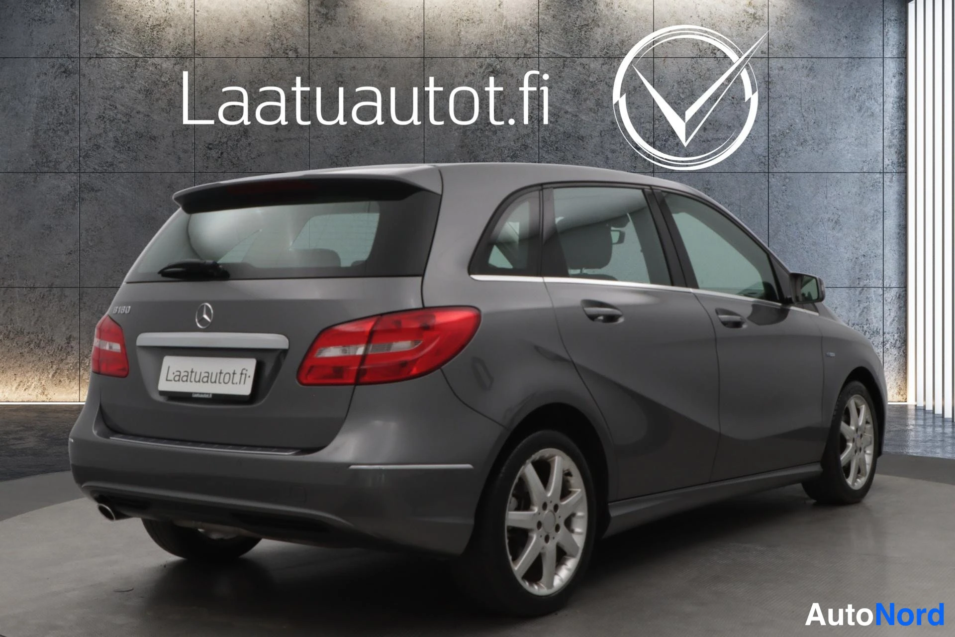Harmaa Mercedes-Benz B 2012, takaviisto, kuva 7