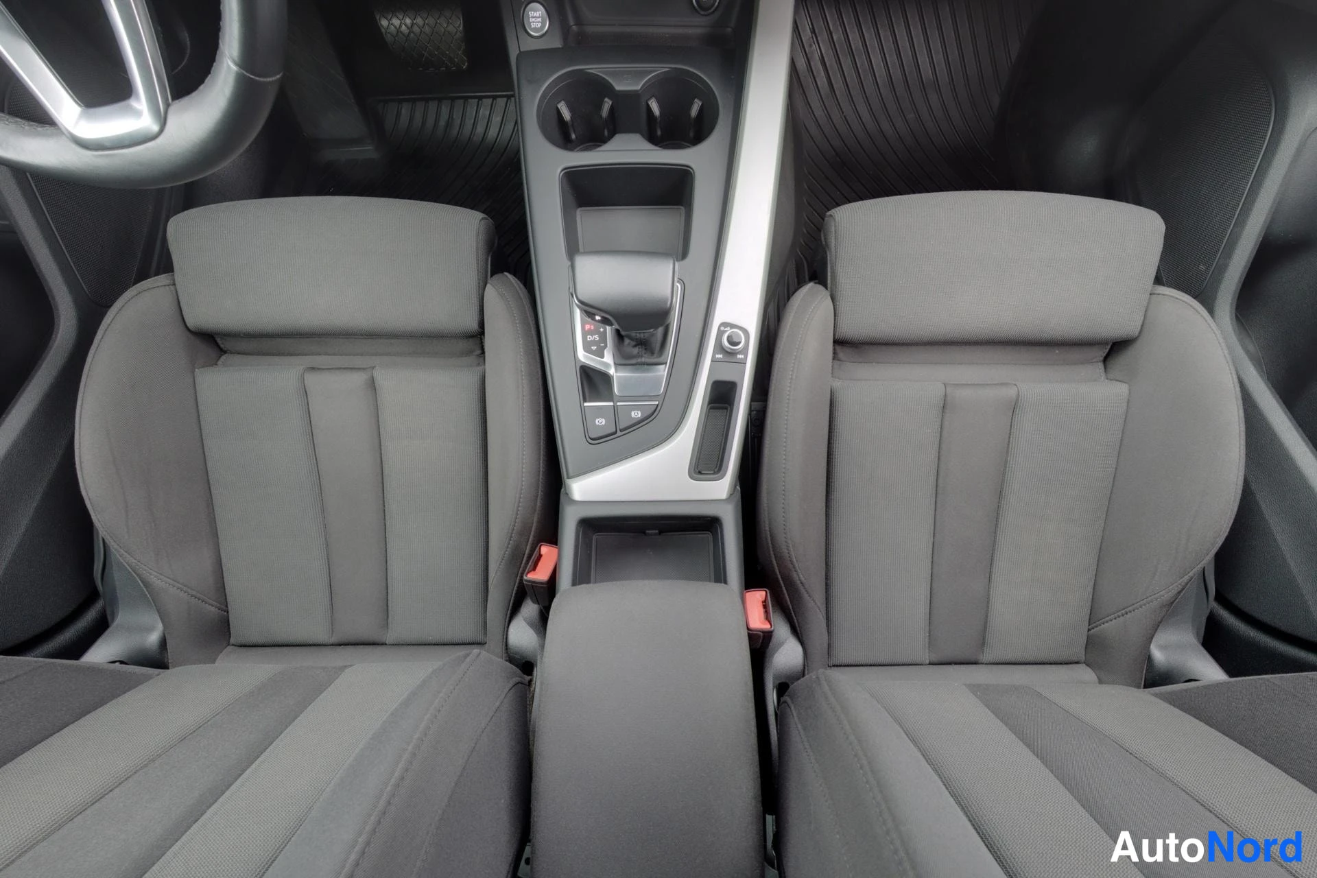 Musta Audi A4 Allroad 2021, kuva 20