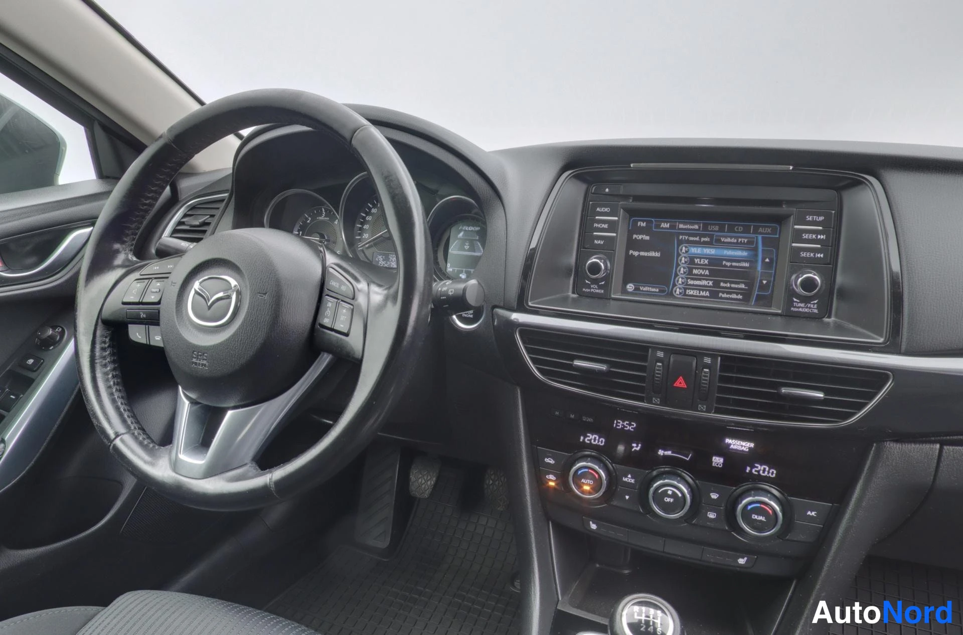 Sininen Mazda 6 2013, kuva 10