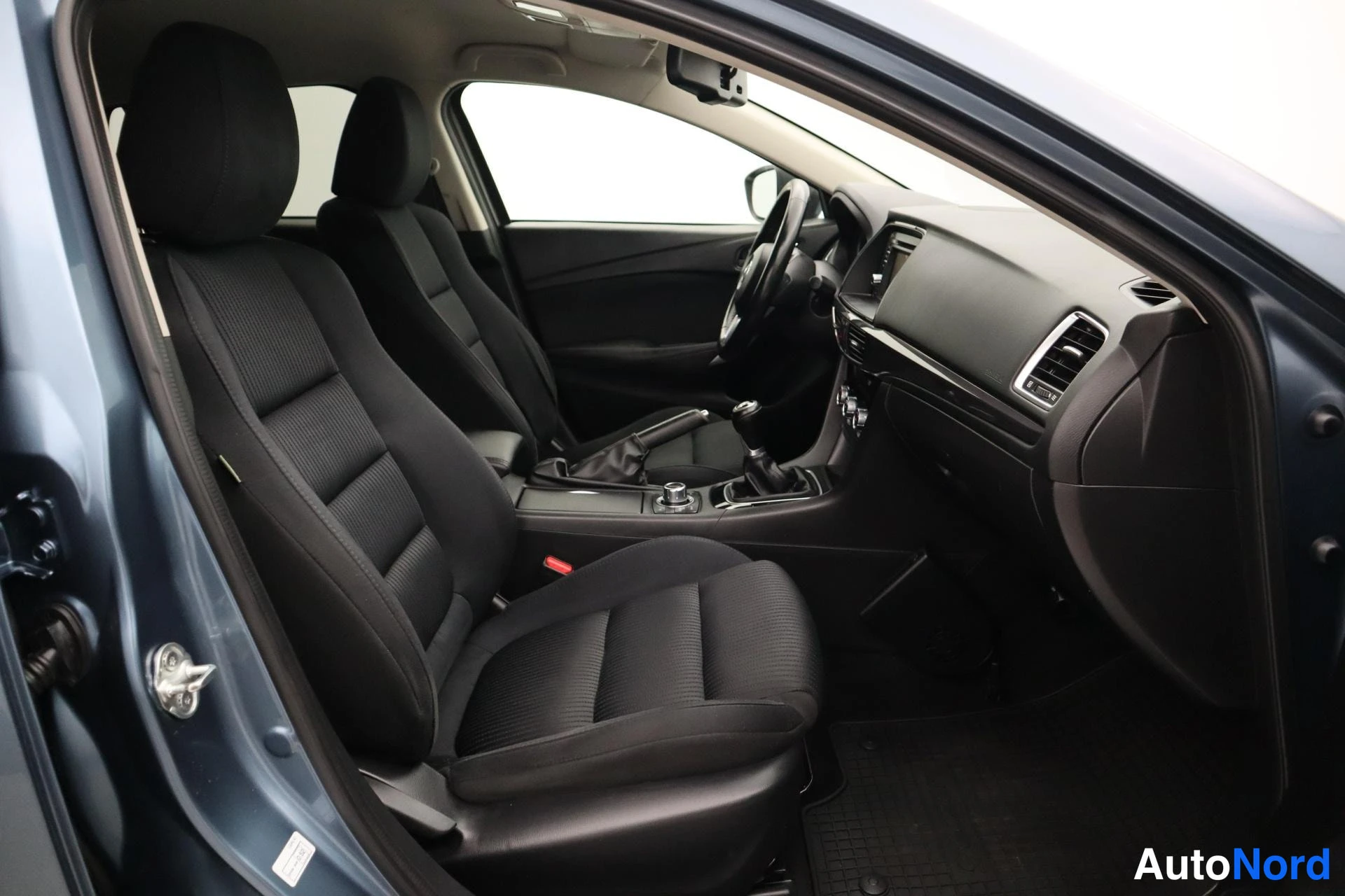 Sininen Mazda 6 2013, kuva 16