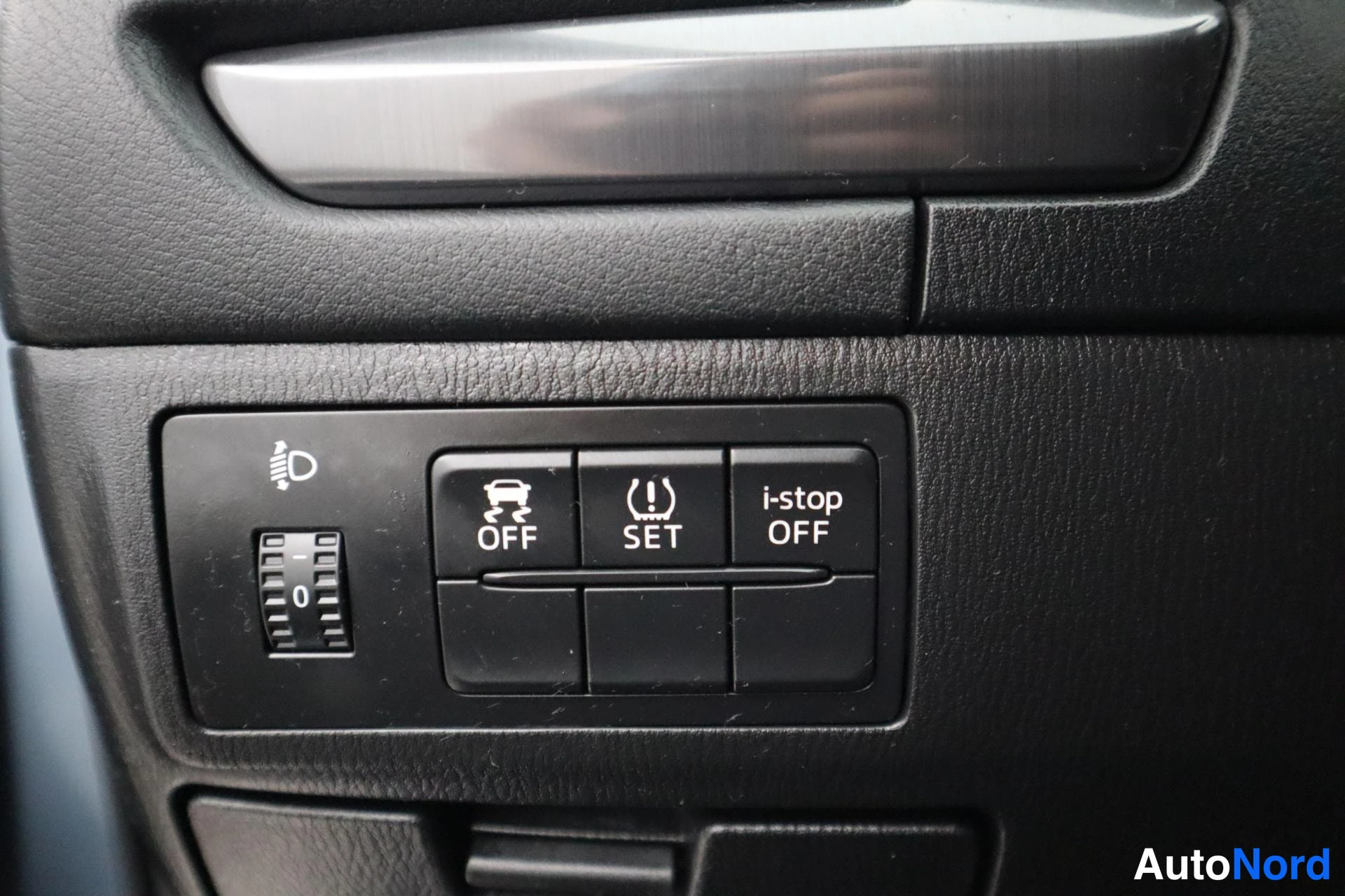 Sininen Mazda 6 2013, kuva 23