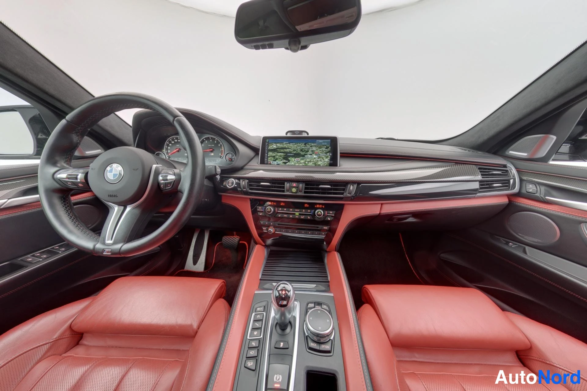 Musta BMW X6M 2015, kuva 21
