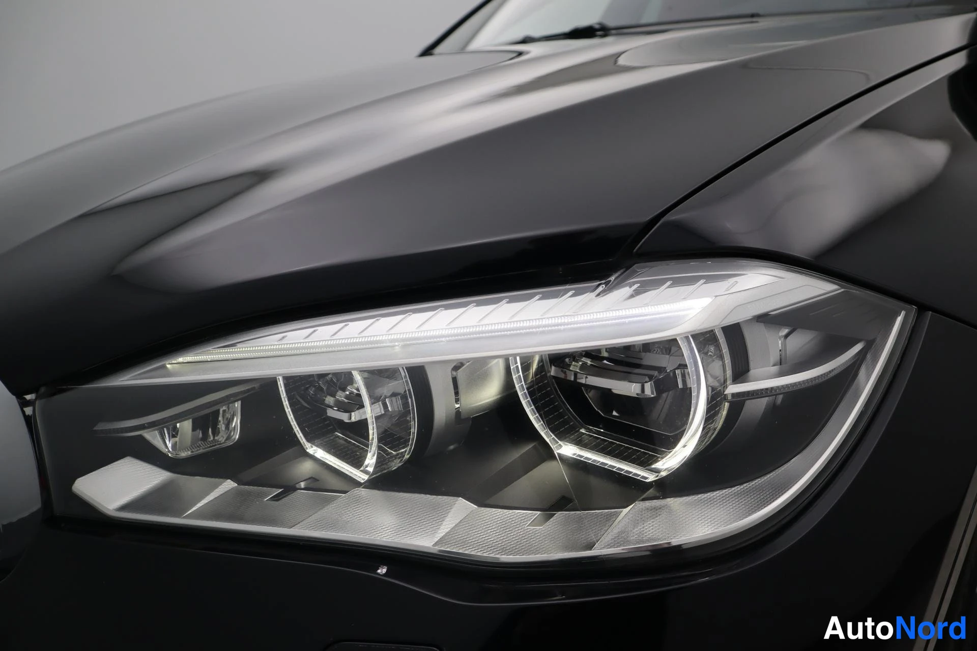 Musta BMW X6M 2015, kuva 14
