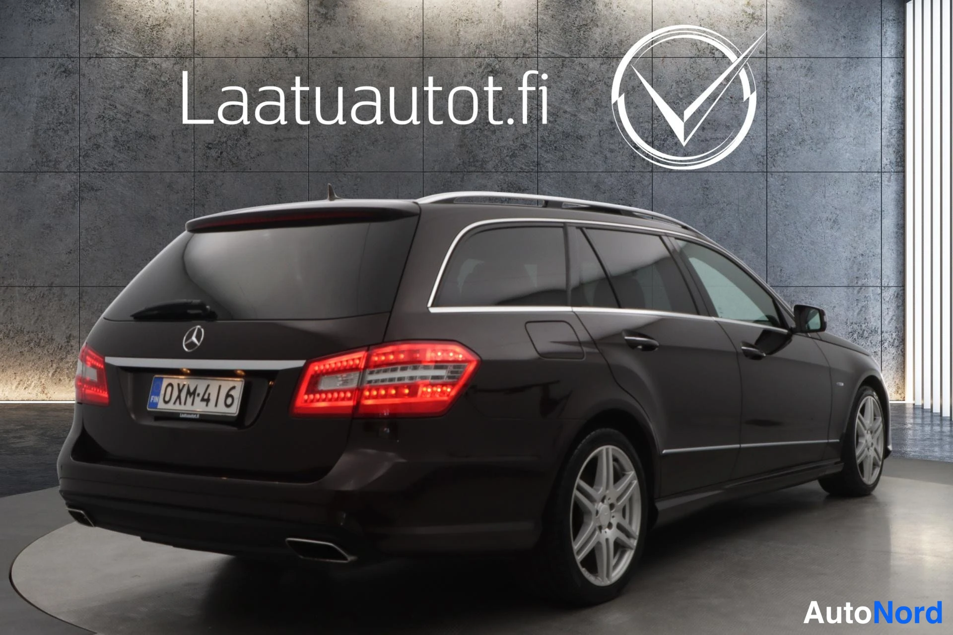 Brown Mercedes-Benz E 2009, rear three-quarter, photo 7