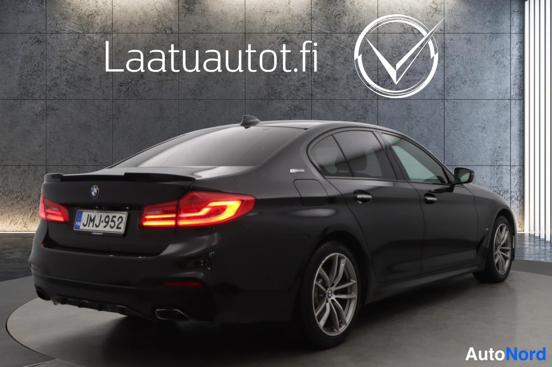 Musta BMW 530 2017, kuva 39