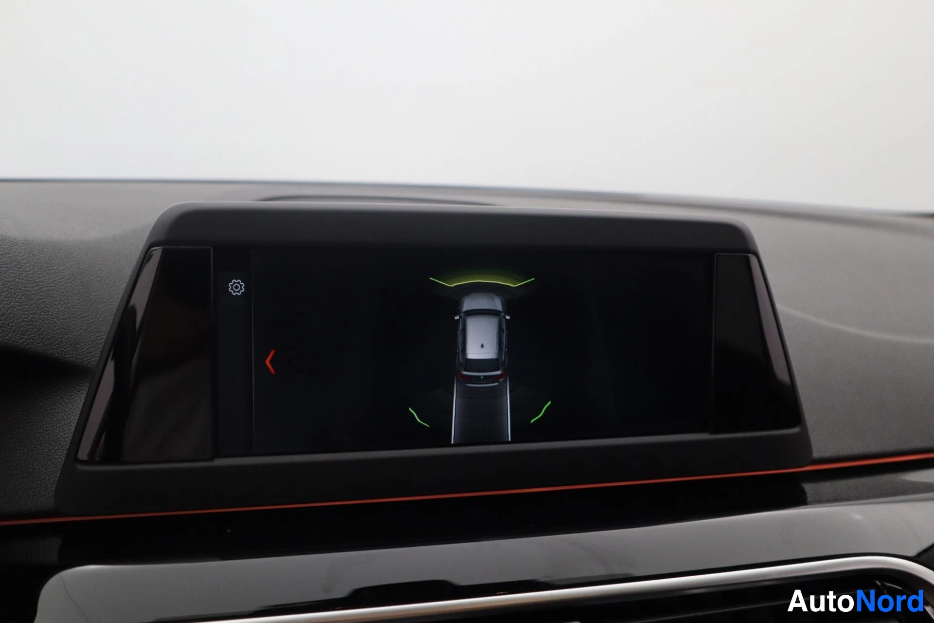 Sininen BMW 520d xDrive 2018, kuva 29