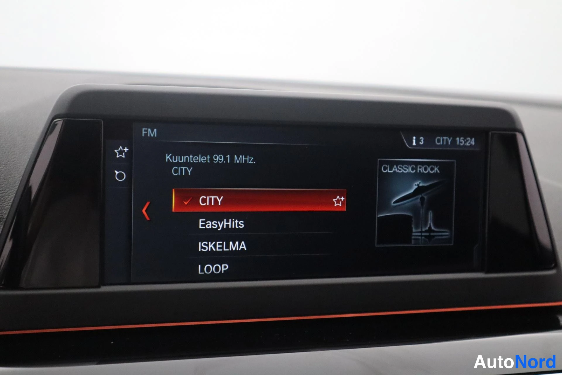Sininen BMW 520d xDrive 2018, kuva 30
