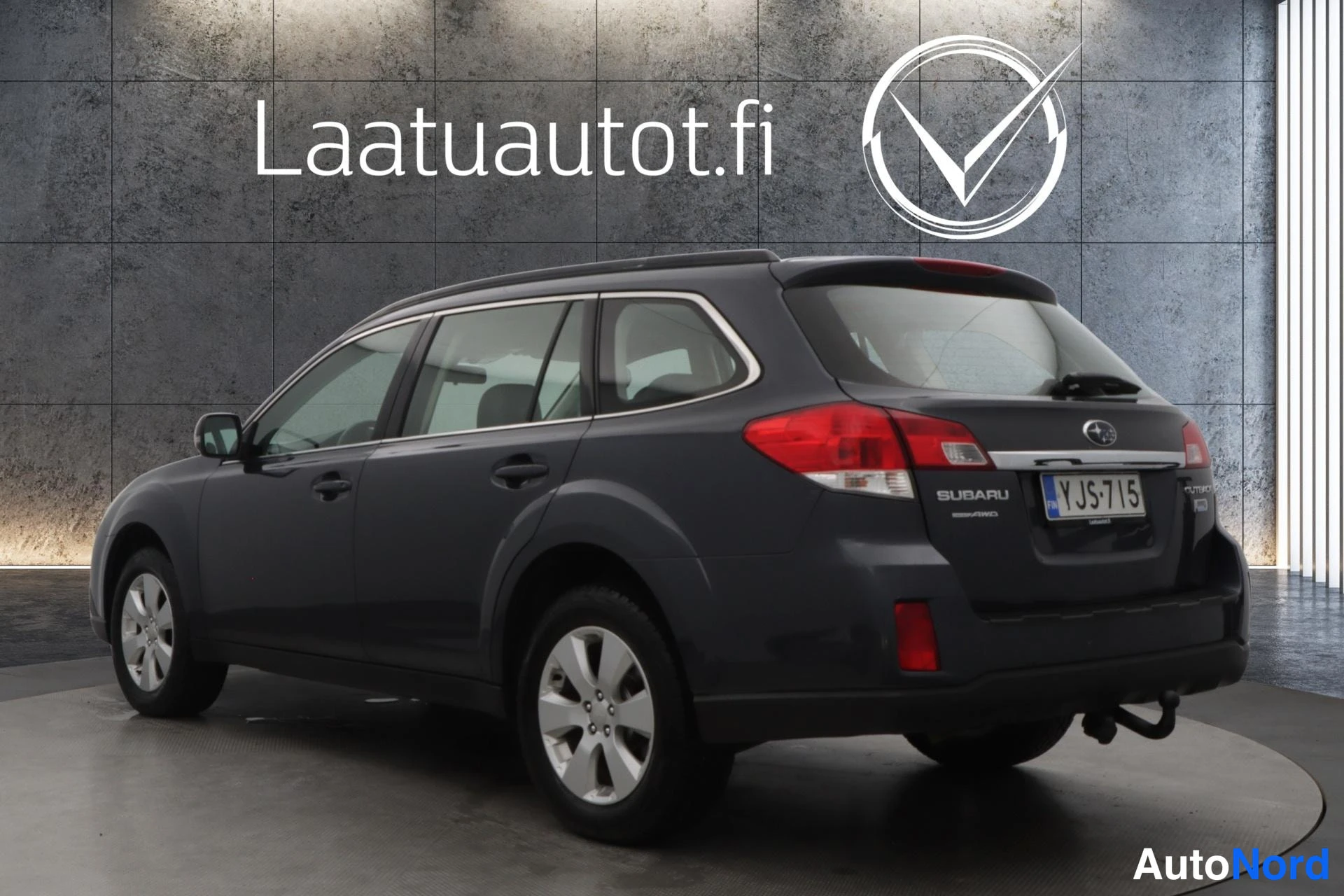 Harmaa Subaru Outback 2011, takaviisto, kuva 5