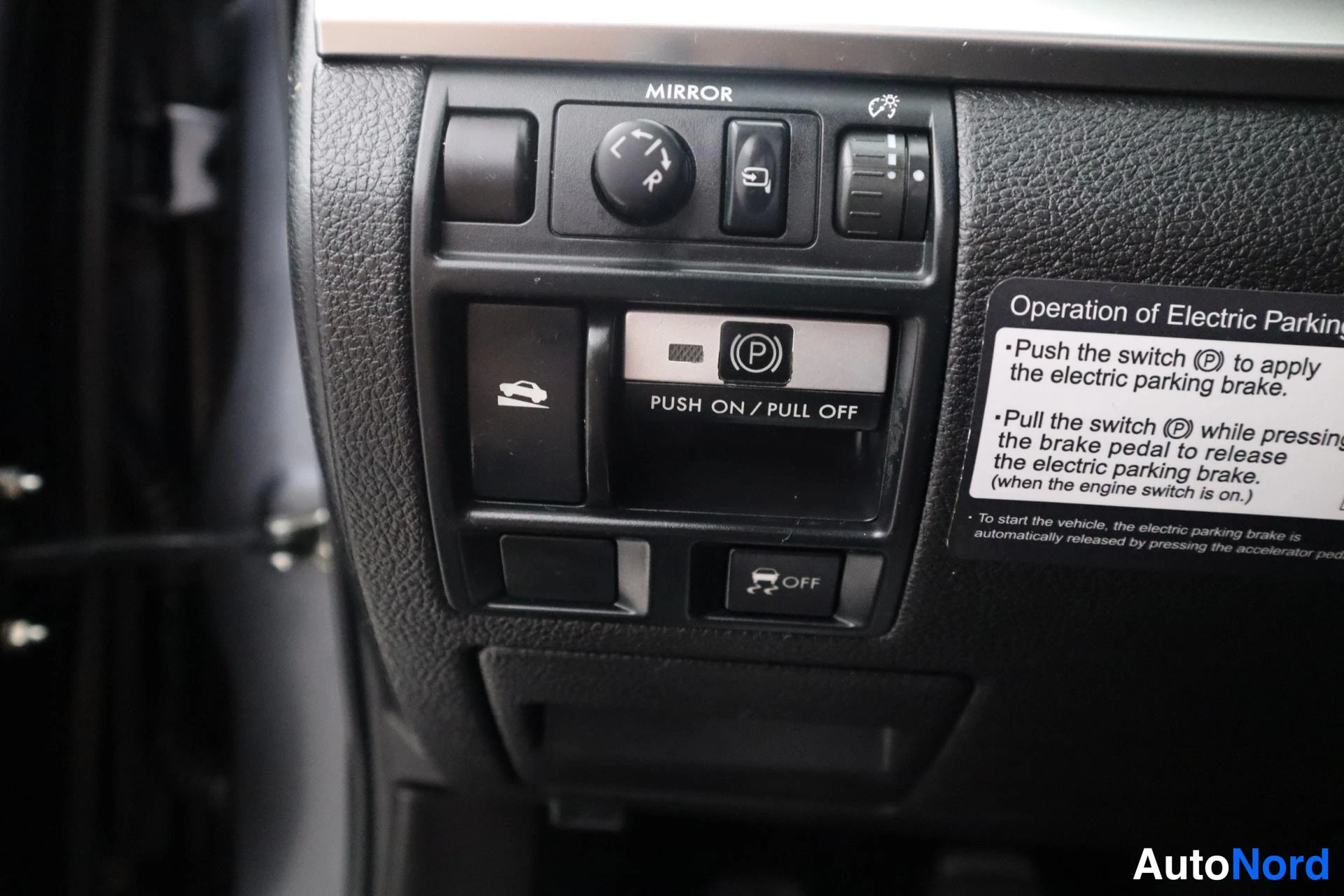 Harmaa Subaru Outback 2011, kuva 21