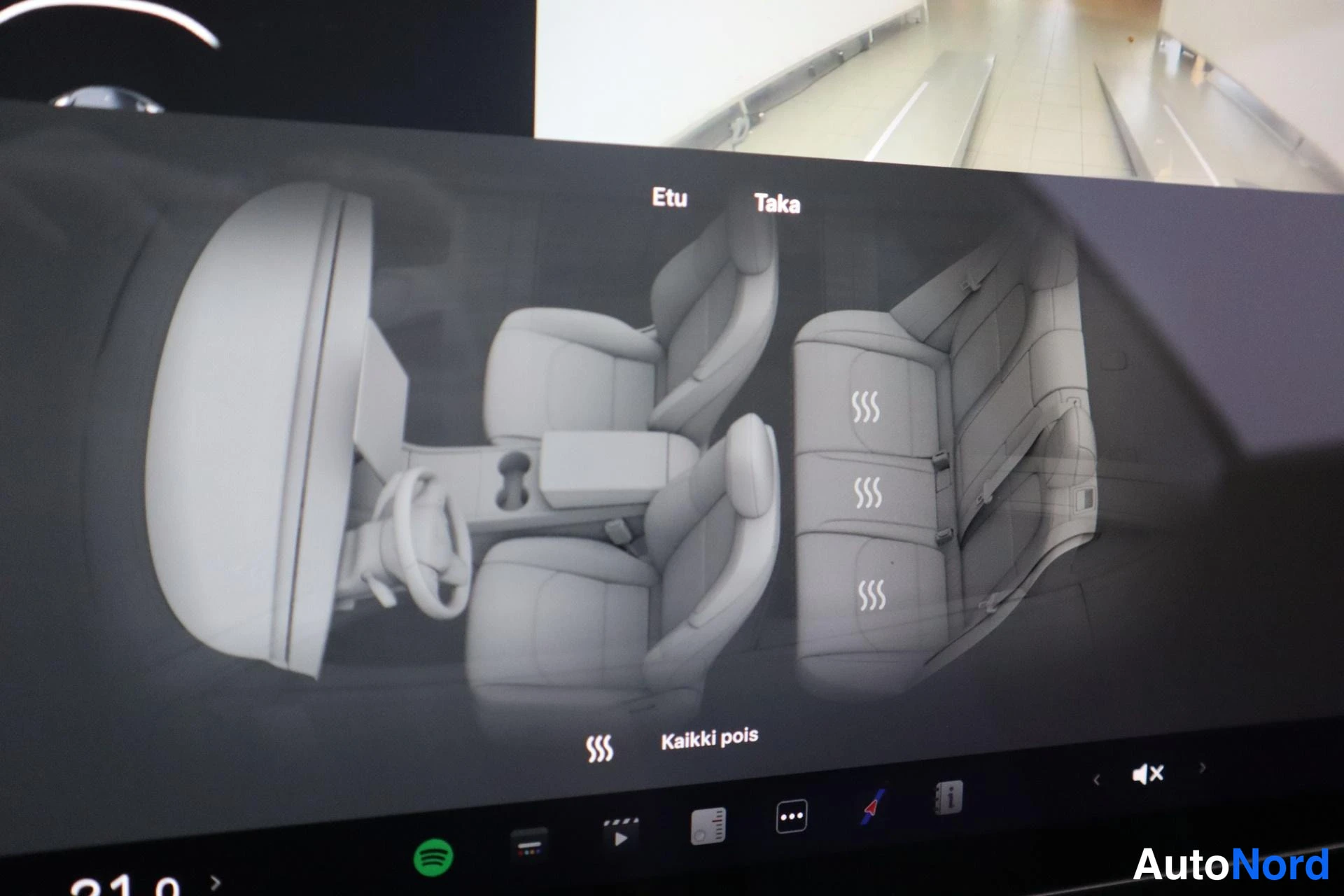 Harmaa Tesla Model 3 2019, kuva 34