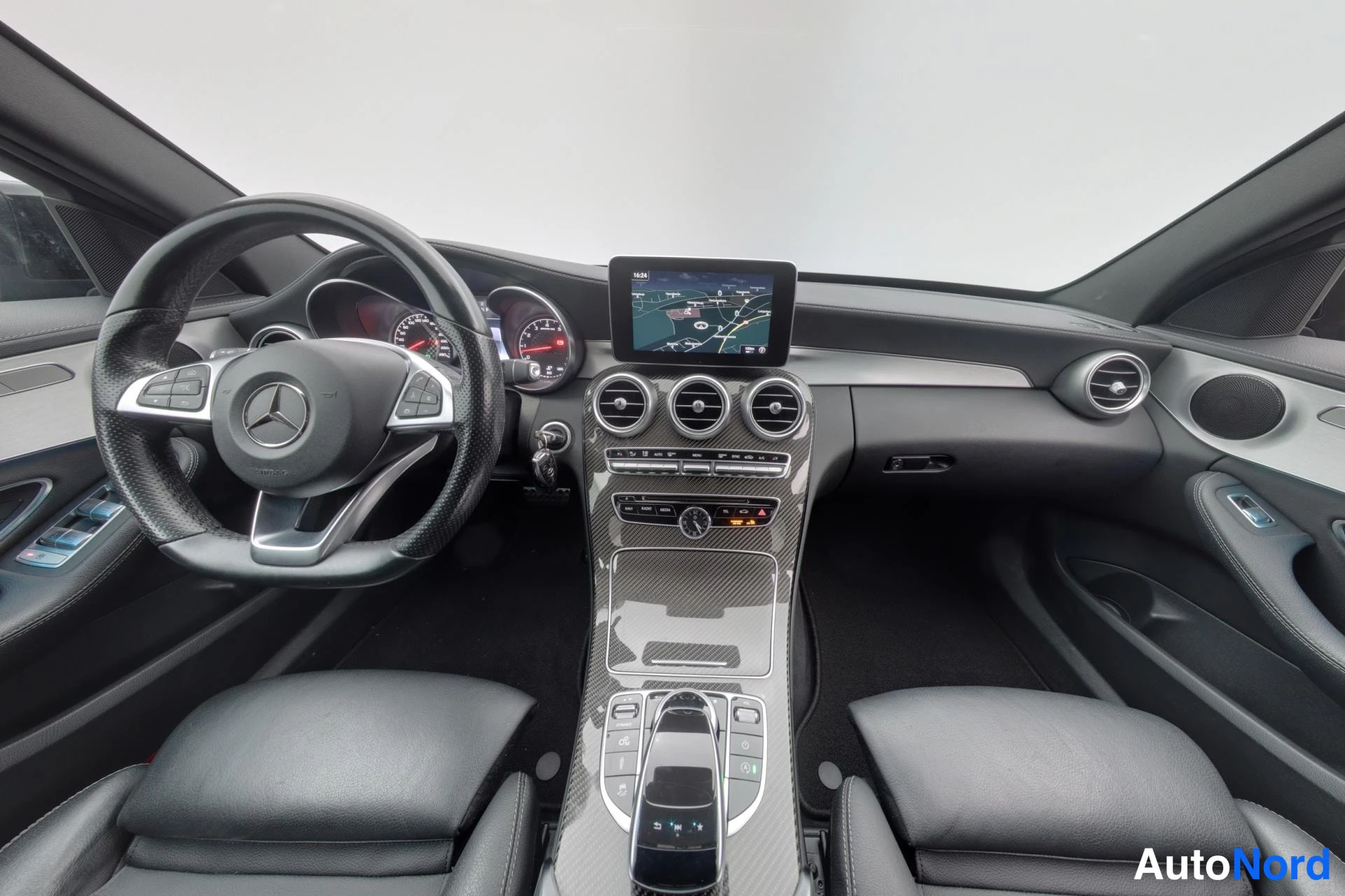 Musta Mercedes-Benz C 43 2017, kuva 15