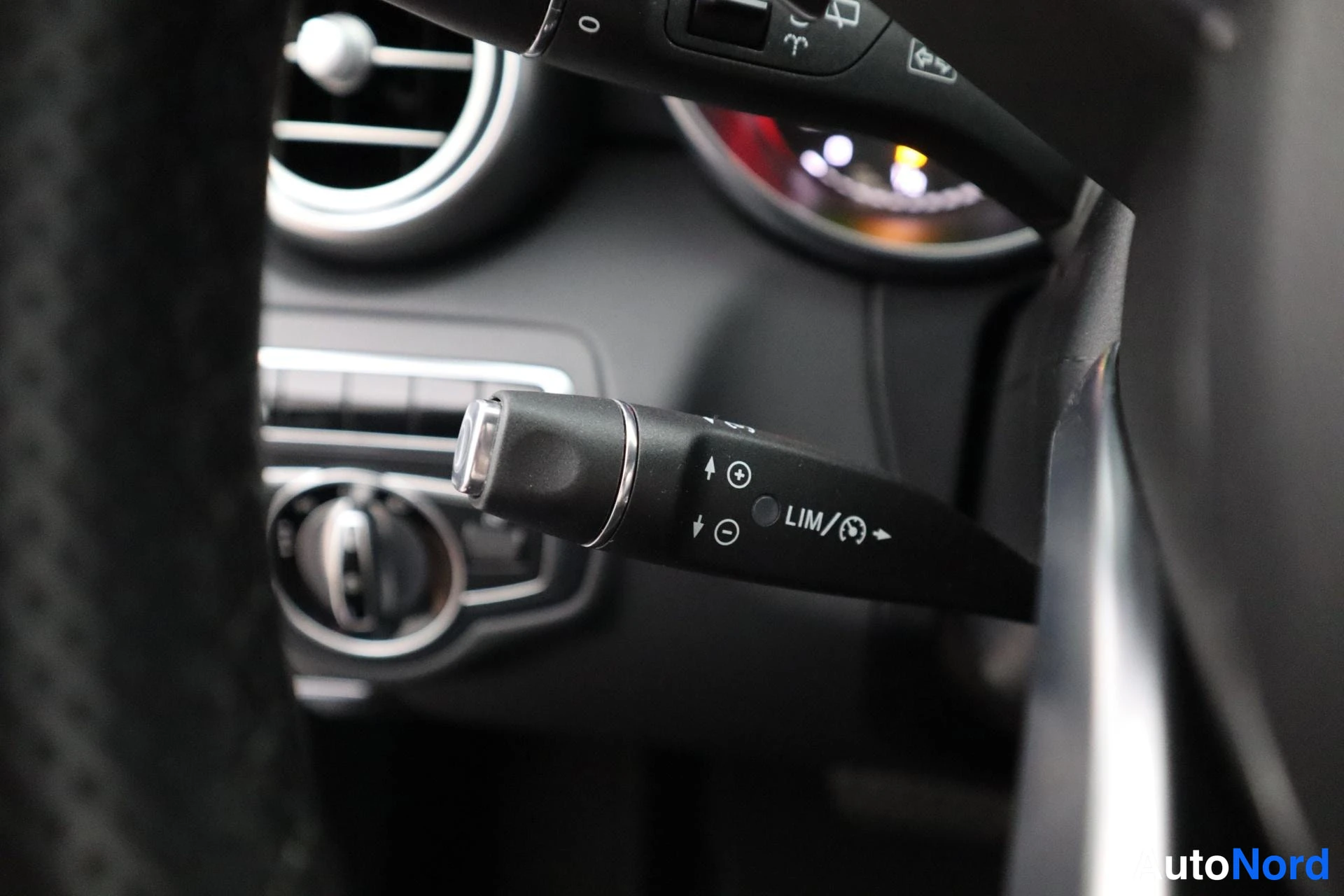 Musta Mercedes-Benz C 43 2017, kuva 19