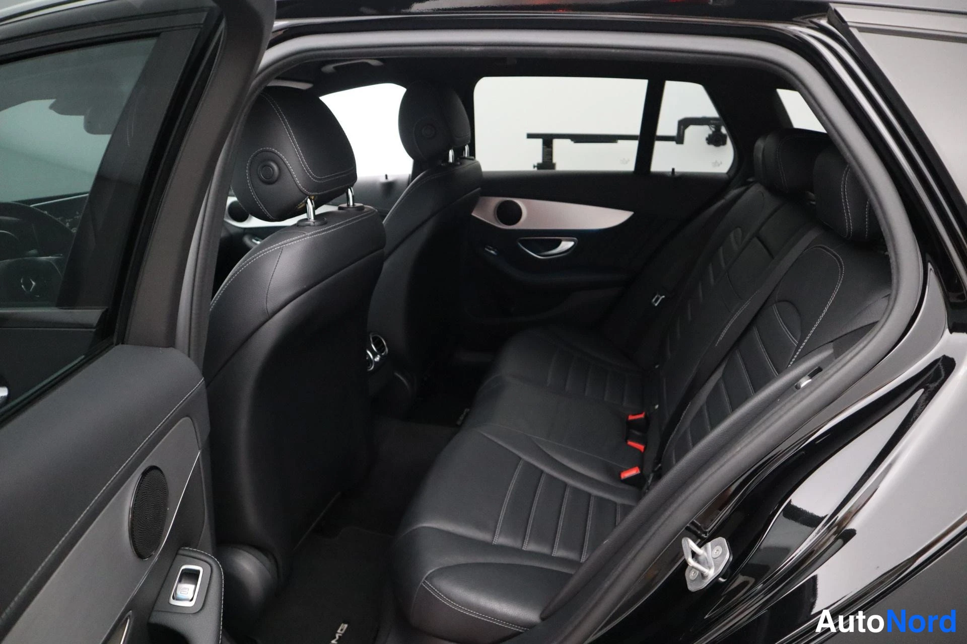 Musta Mercedes-Benz C 43 2017, kuva 22