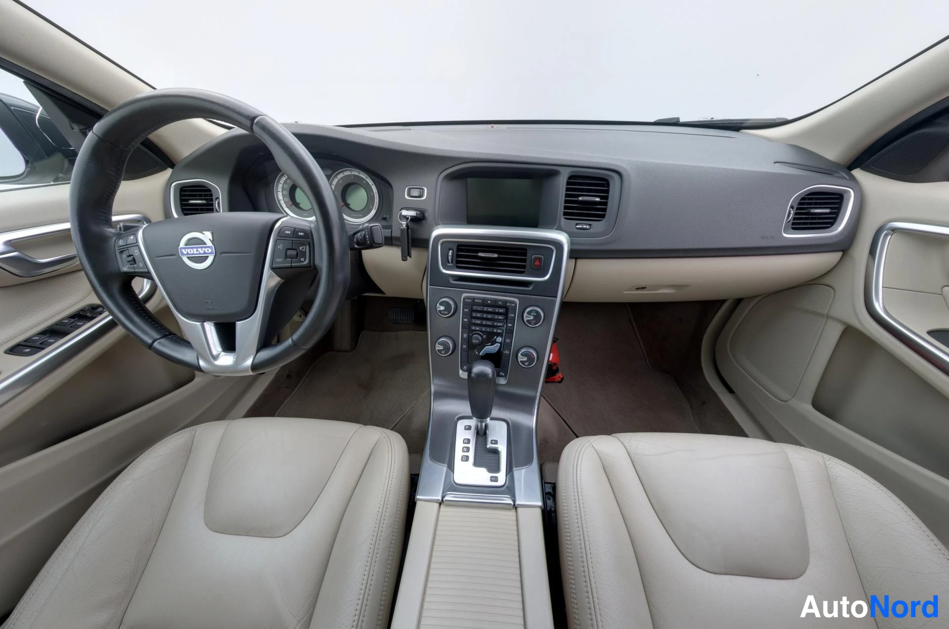 Harmaa Volvo S60 2011, kuva 8