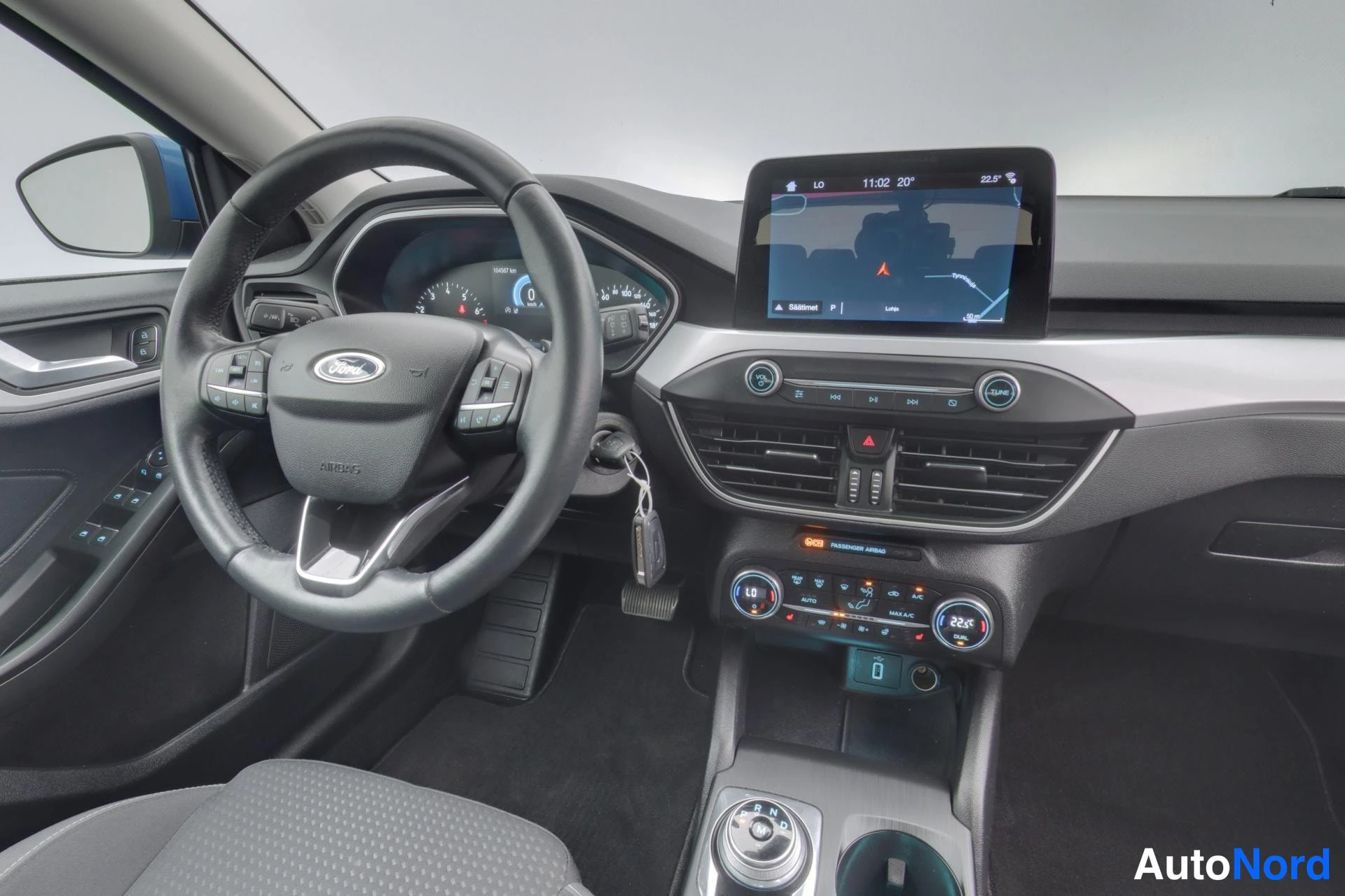 Sininen Ford Focus 2019, kuva 11