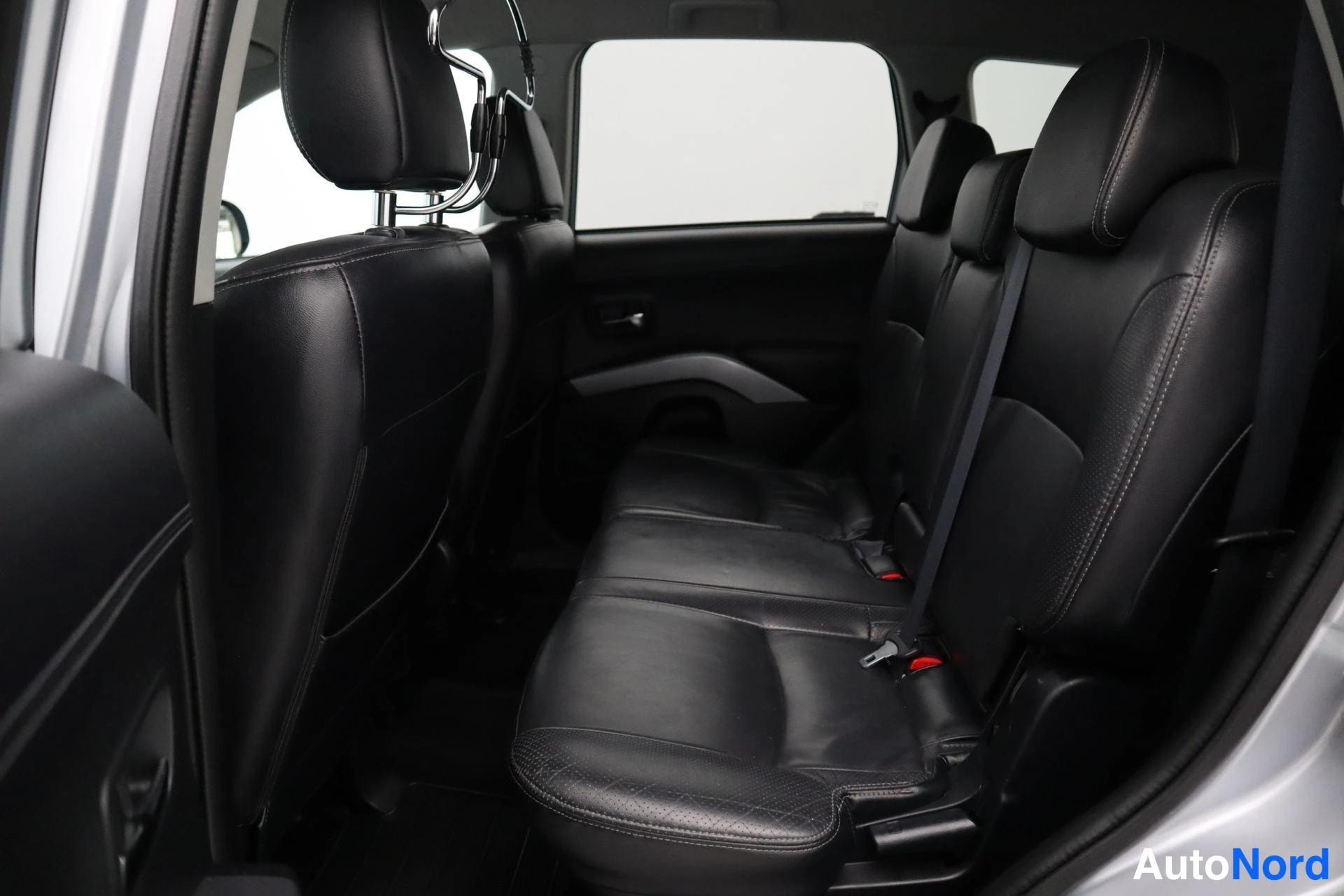 Harmaa Mitsubishi Outlander 2011, kuva 15