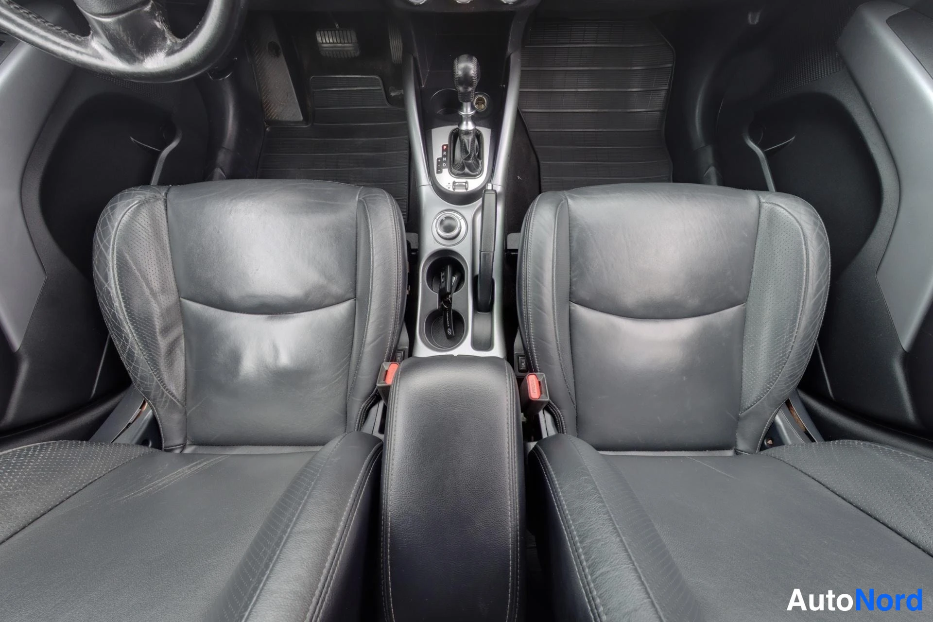 Harmaa Mitsubishi Outlander 2011, kuva 16