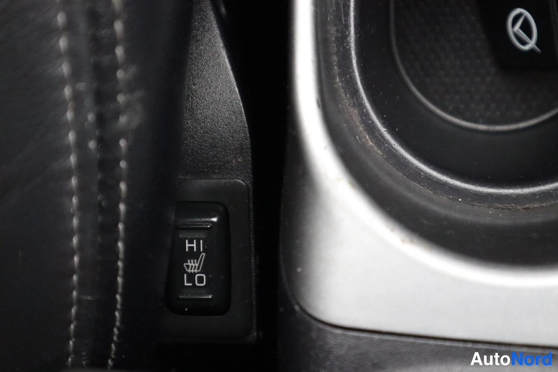 Harmaa Mitsubishi Outlander 2011, kuva 31