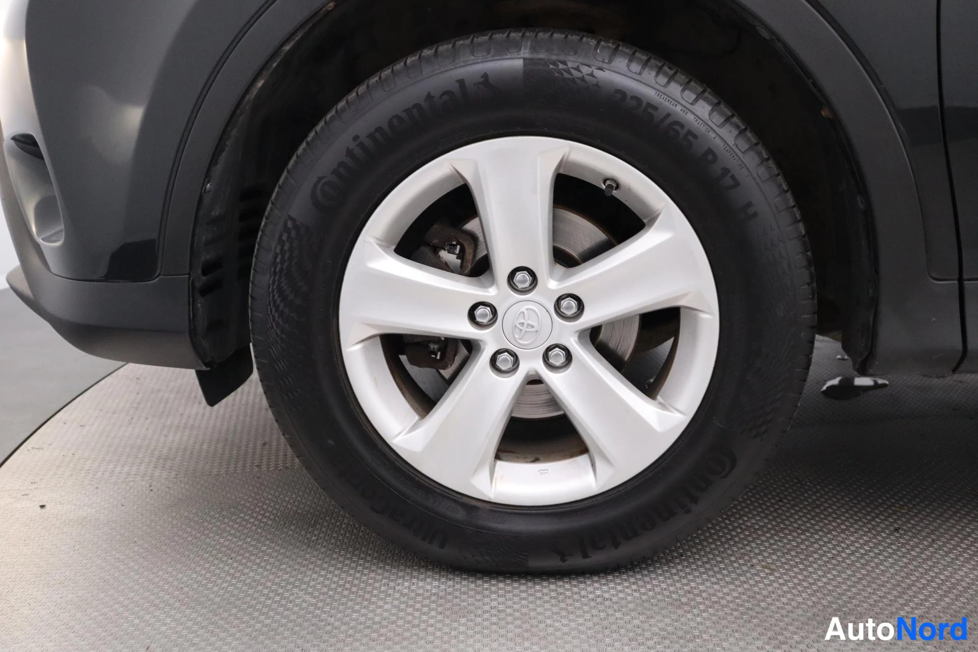 Musta Toyota RAV4 2013, kuva 8