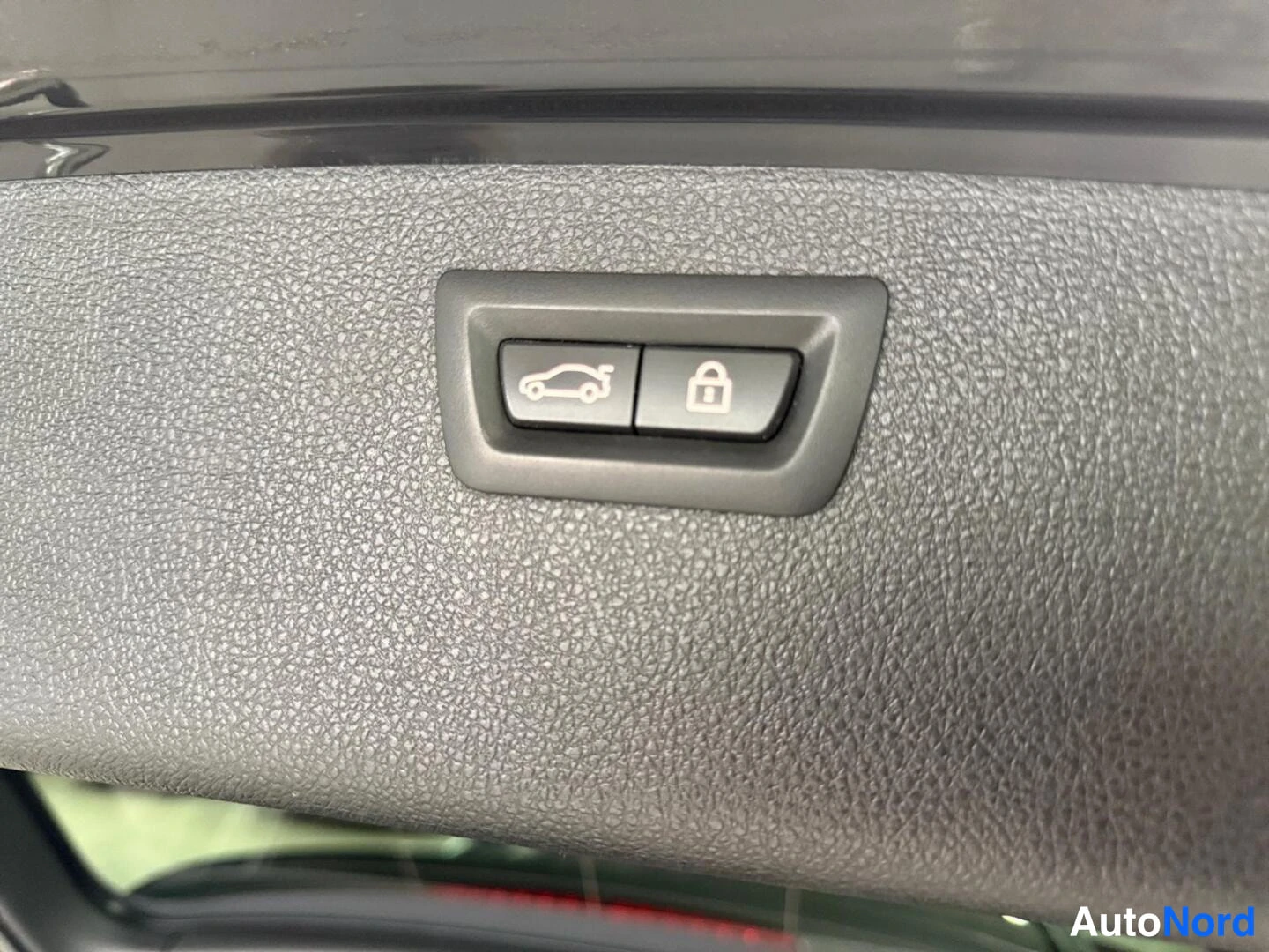 Musta BMW 316d 2014, kuva 20