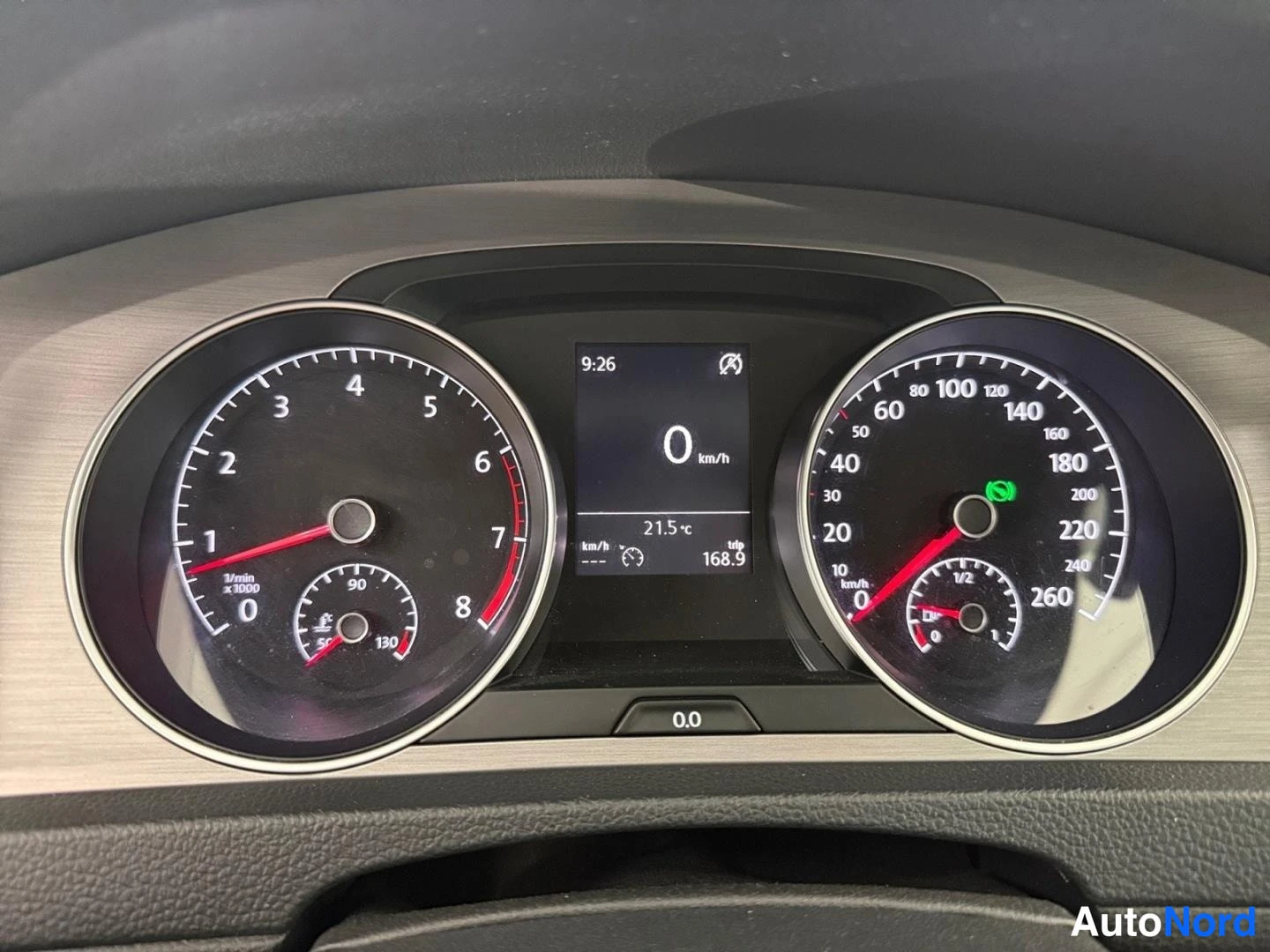 Harmaa Volkswagen Golf 2016, kuva 17