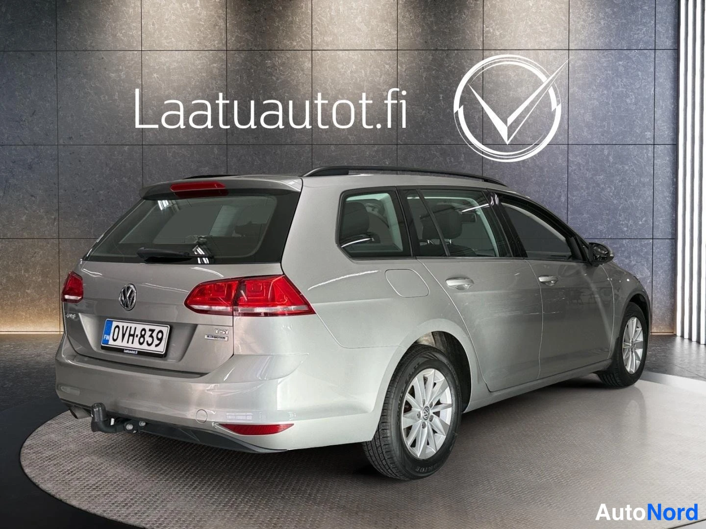 Harmaa Volkswagen Golf 2016, takaviisto, kuva 9