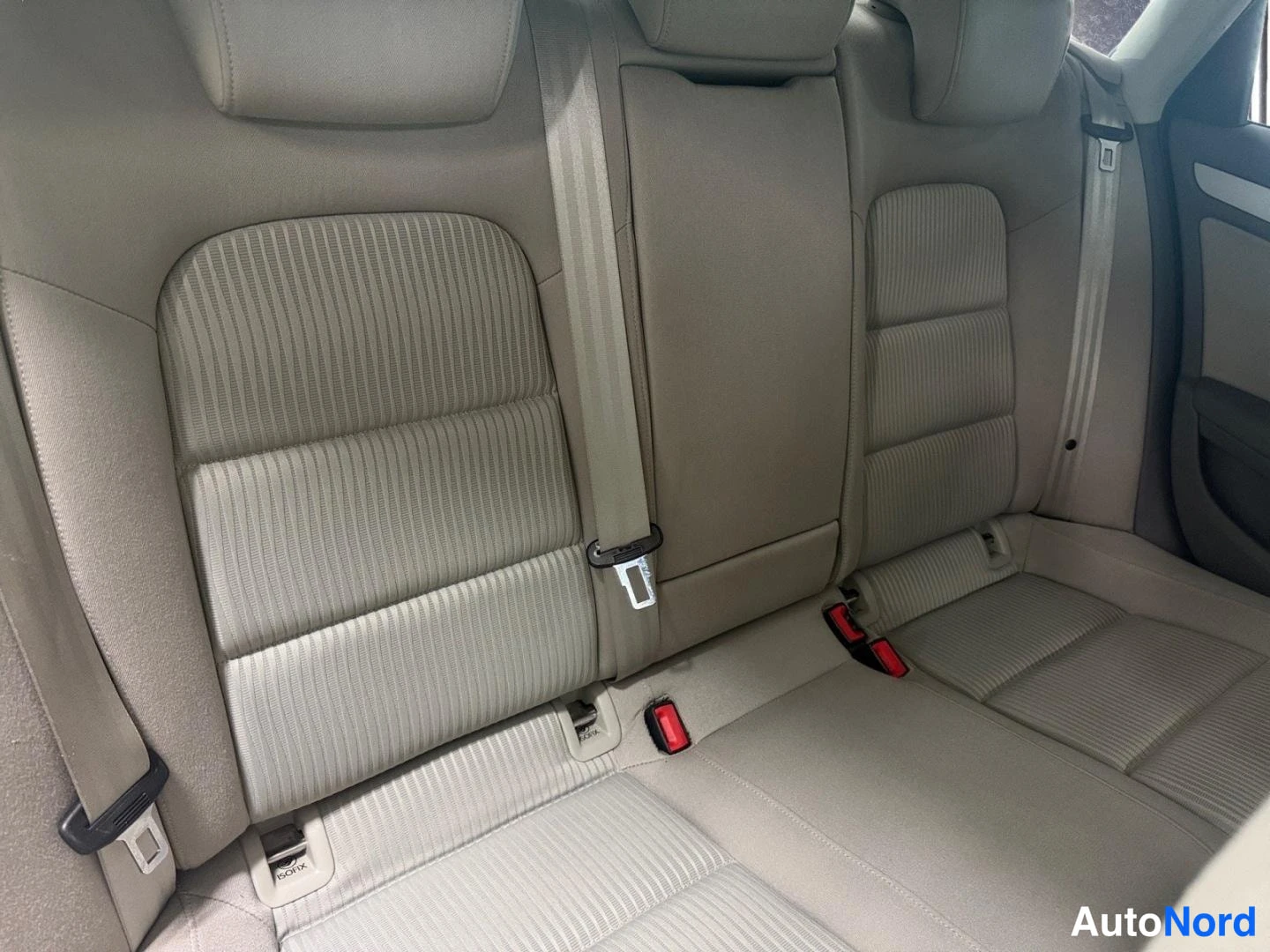 Punainen Audi A4 2008, kuva 12