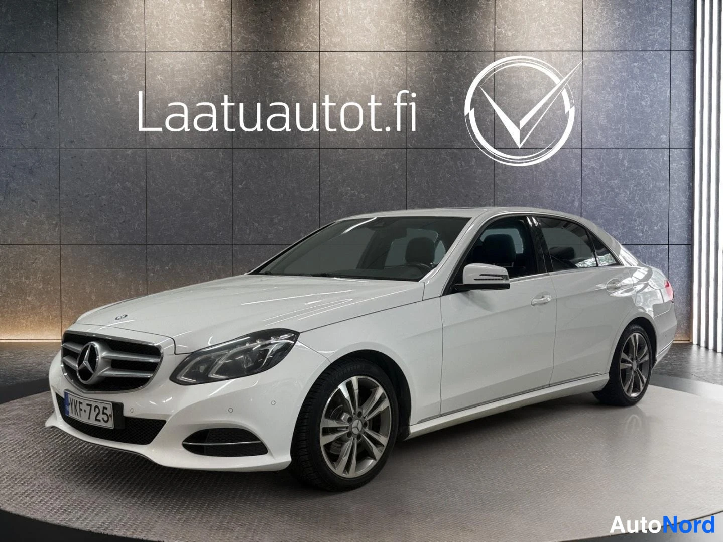 Mercedes-Benz E 2015
