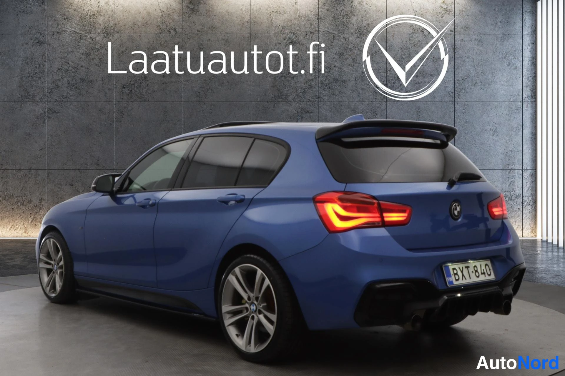 Blue BMW 120d xDrive 2015, rear three-quarter, photo 7