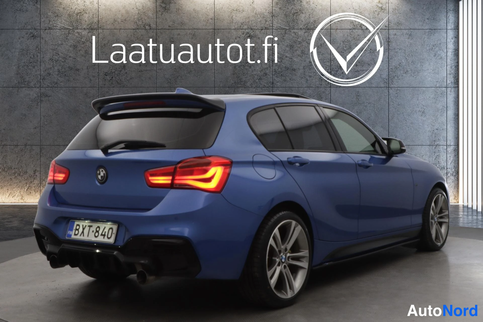 Blue BMW 120d xDrive 2015, rear three-quarter, photo 8