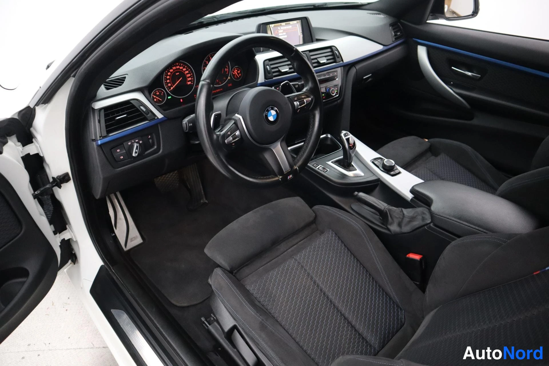 Valkoinen BMW 428i 2014, kuva 16