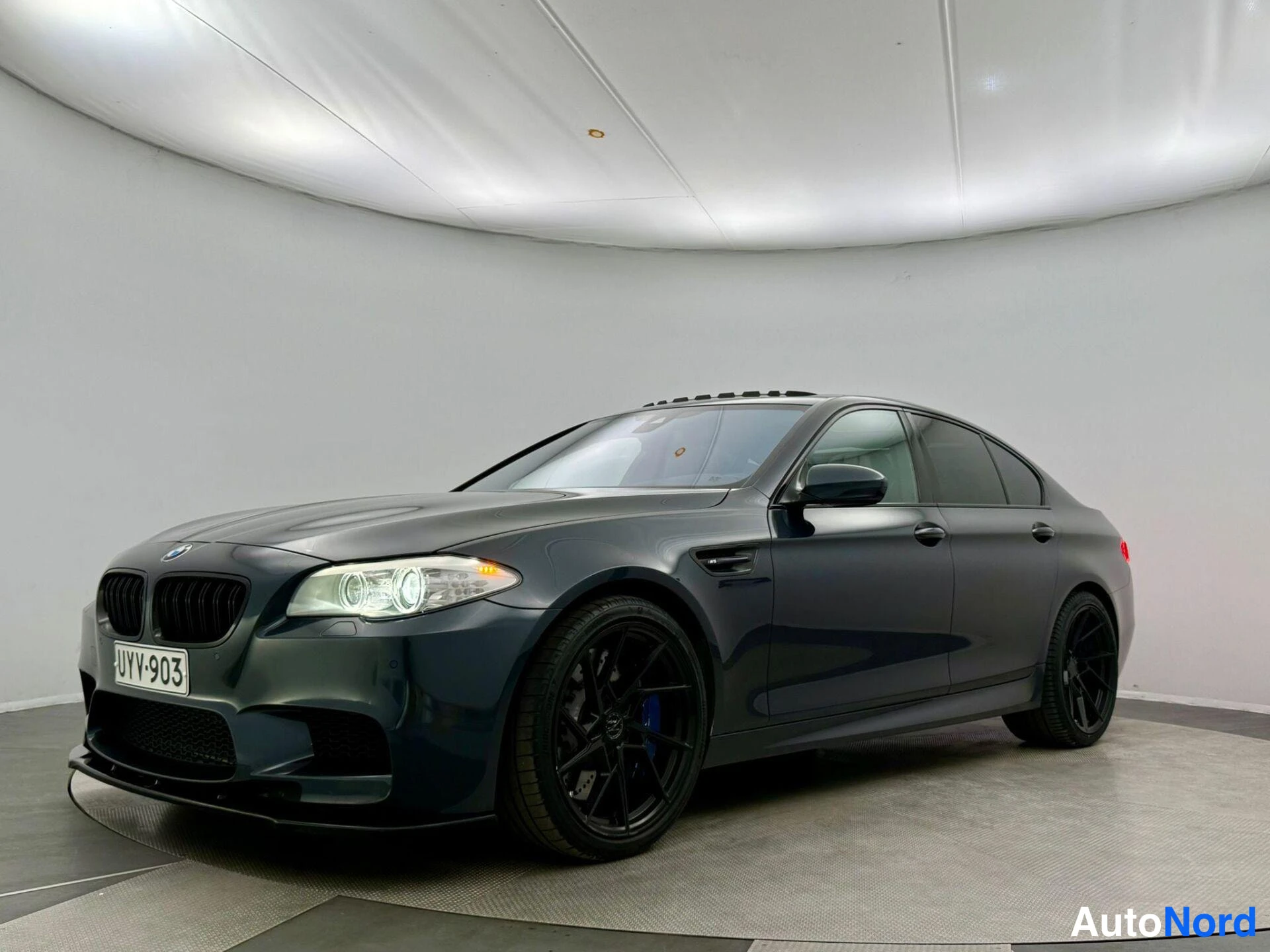 BMW M5 2012