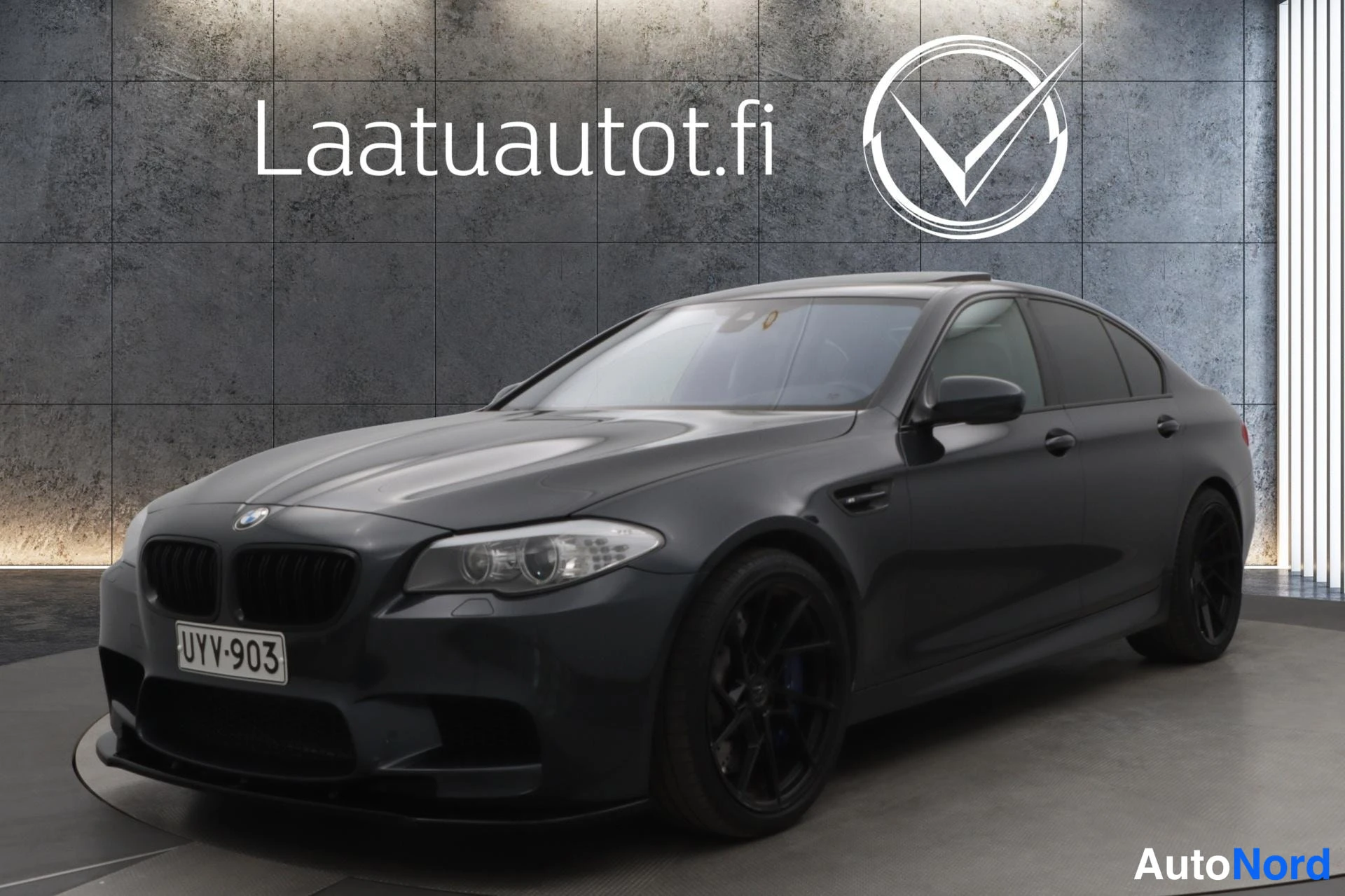 Harmaa BMW M5 2012, kuva 34