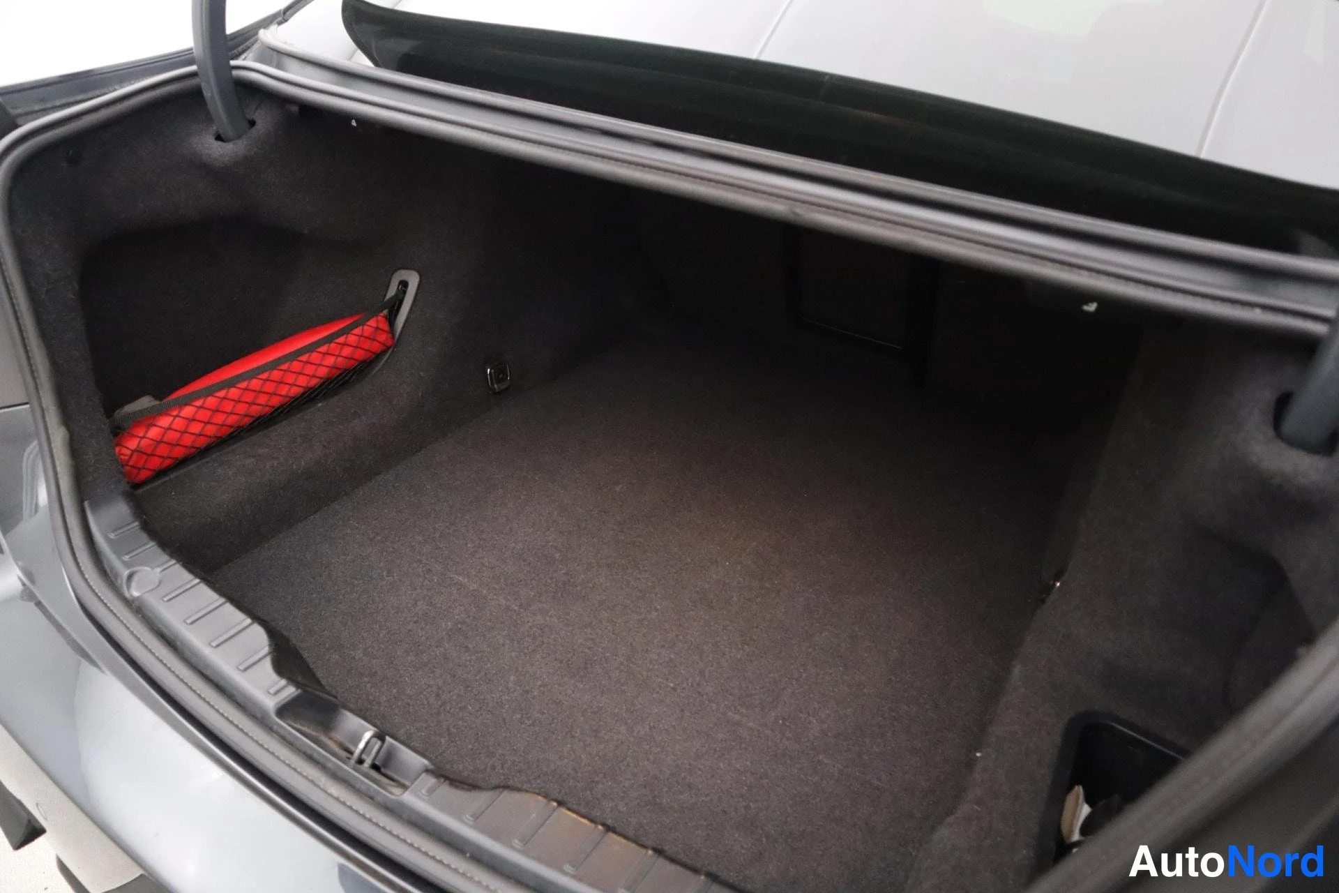 Harmaa BMW M5 2012, kuva 12