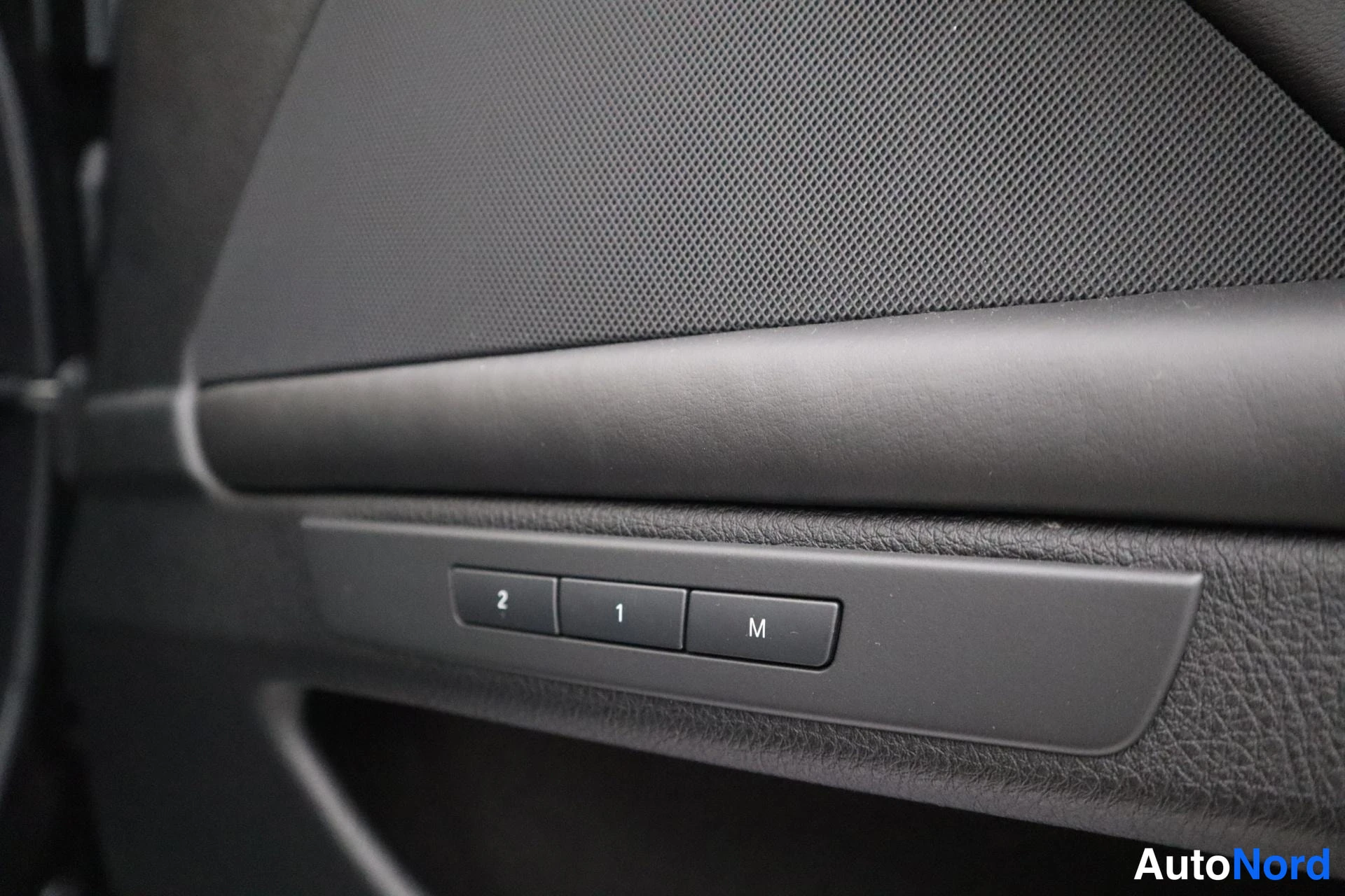 Harmaa BMW M5 2012, kuva 22