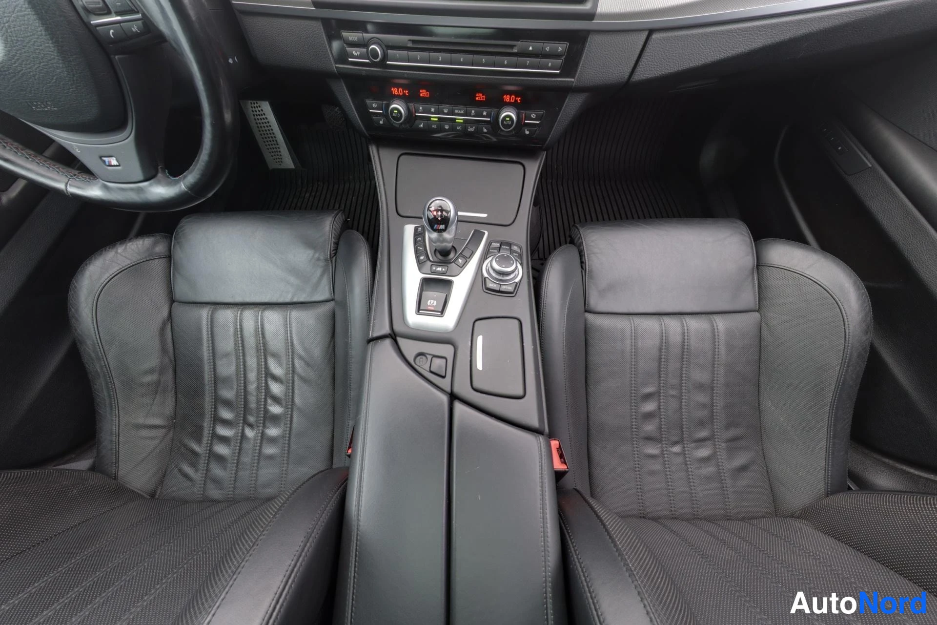 Harmaa BMW M5 2012, kuva 23
