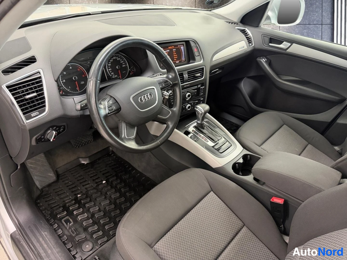 Hopea Audi Q5 2013, kuva 12